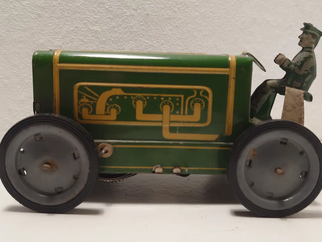 Billede 1 - Gammel engelsk bliktraktor med optræk. Ca 1920-30