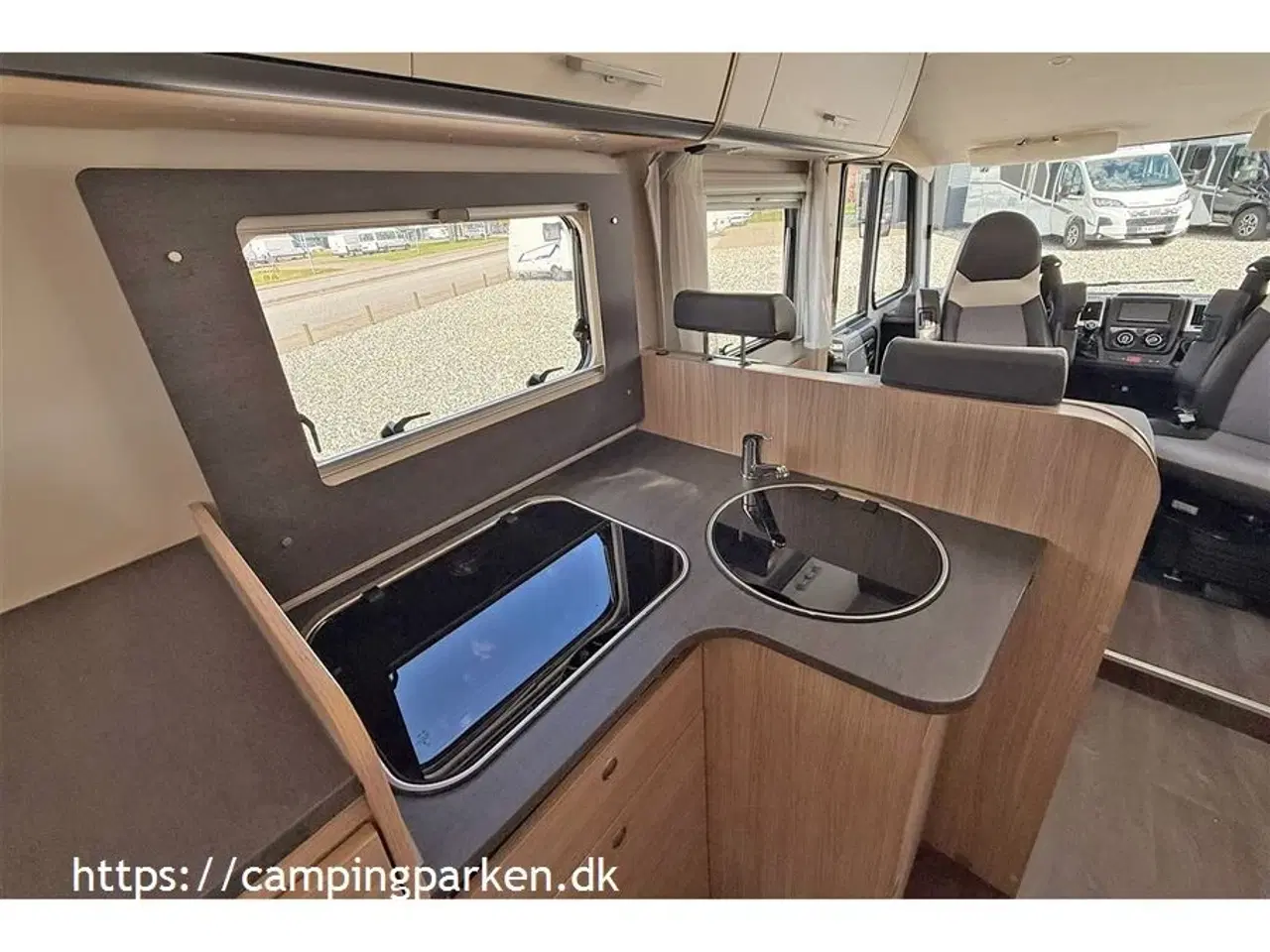 Billede 7 - 2020 - SunLight   Super fin Sunlight autocamper med enkeltsenge og 4 selepladser
