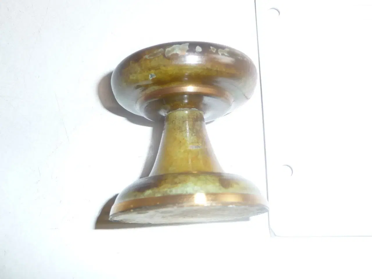 Billede 2 - gammel lysestage lavet af metal