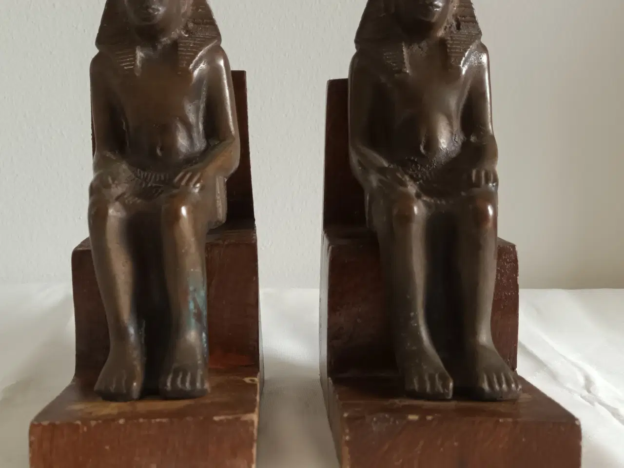 Billede 1 - 2 egyptiske figurer 