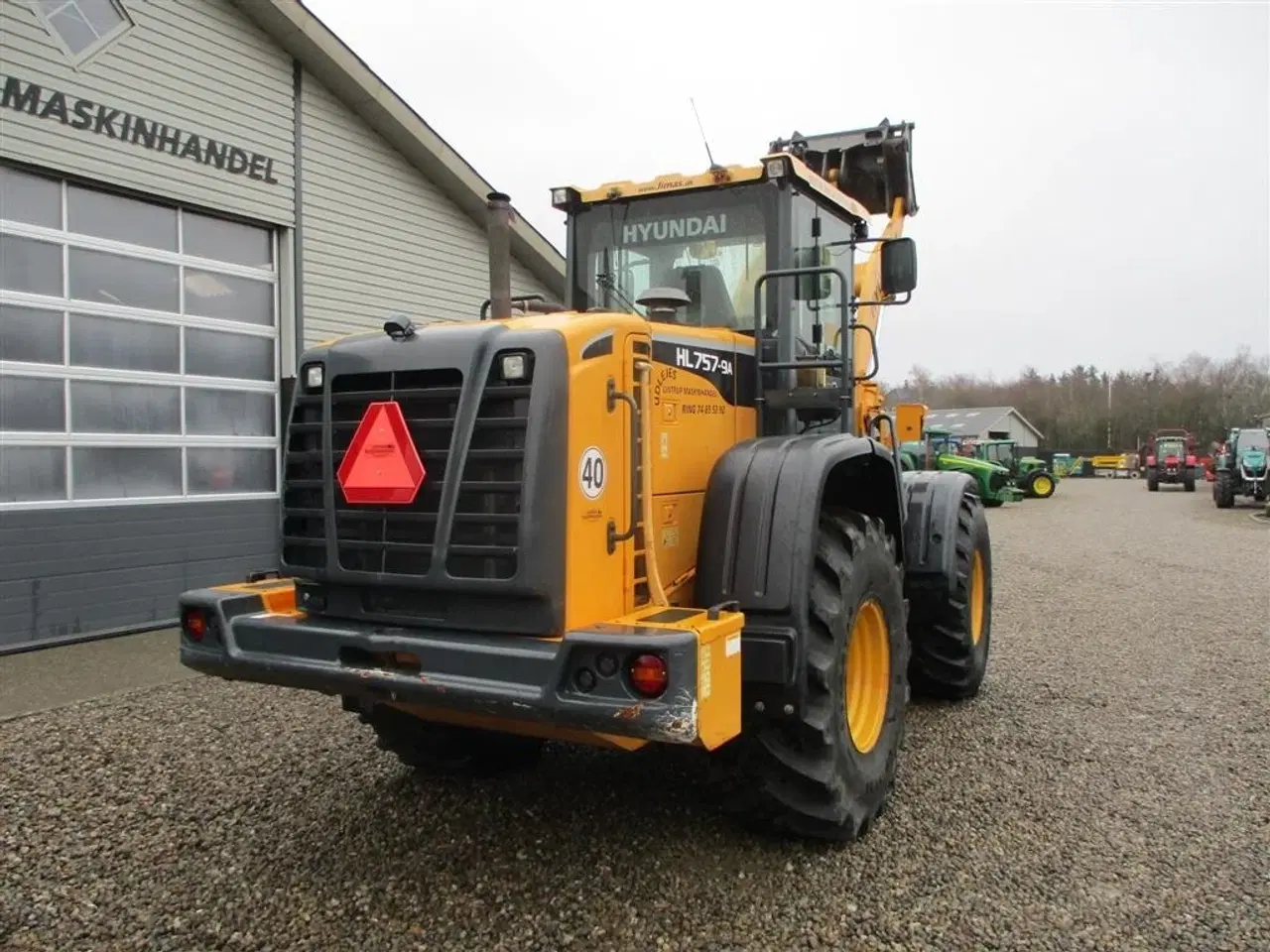 Billede 13 - Hyundai 757-9A med 620/75R26 traktor hjul montering på