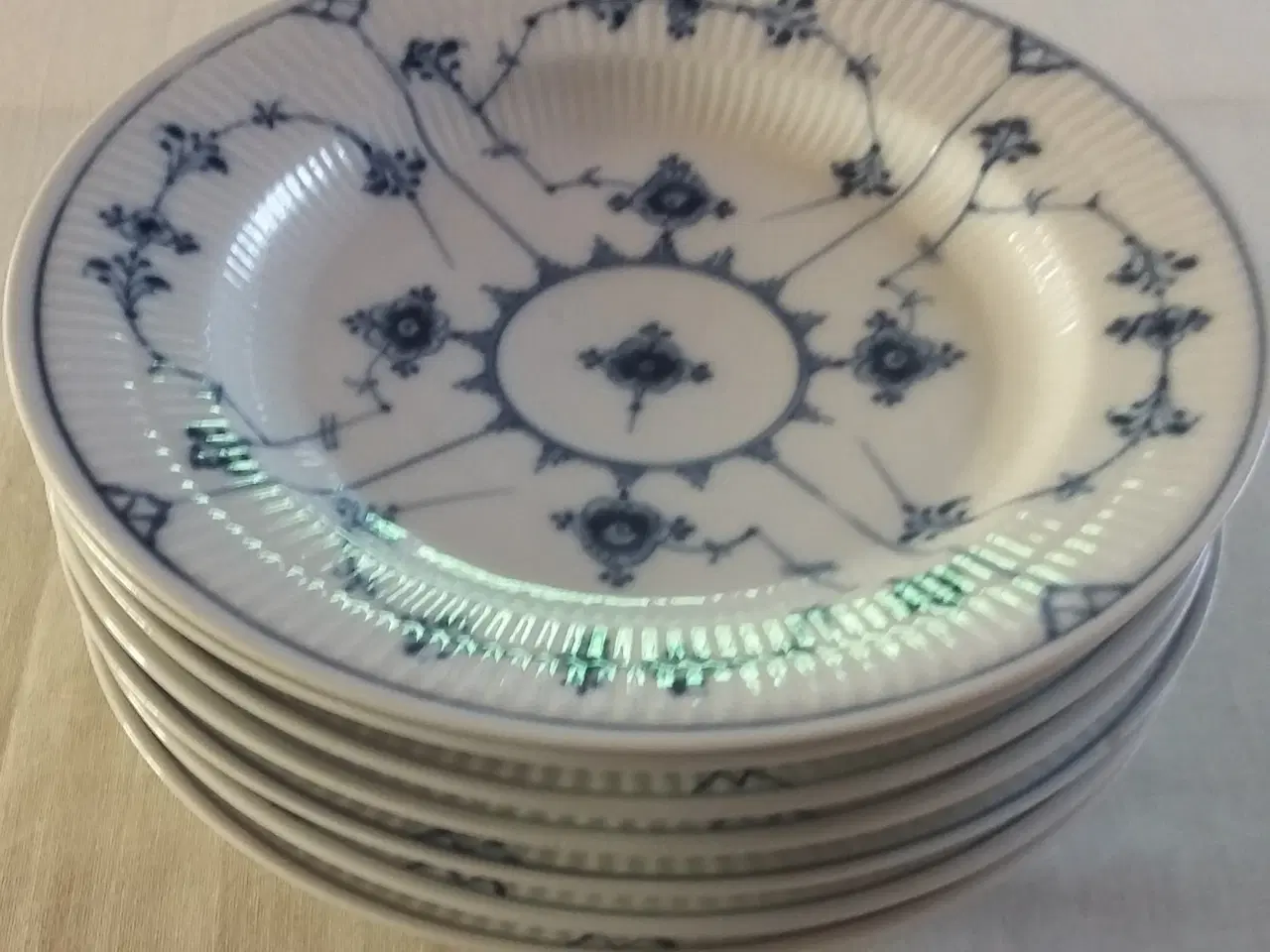 Billede 2 - ROYAL COPENHAGEN MIDDAGSTALLERKENER 1/175
