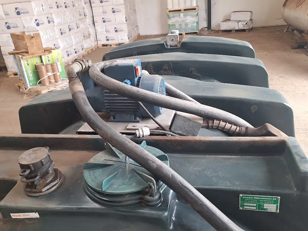 Billede 6 - Dieseltank 2500 l m. Pumpe