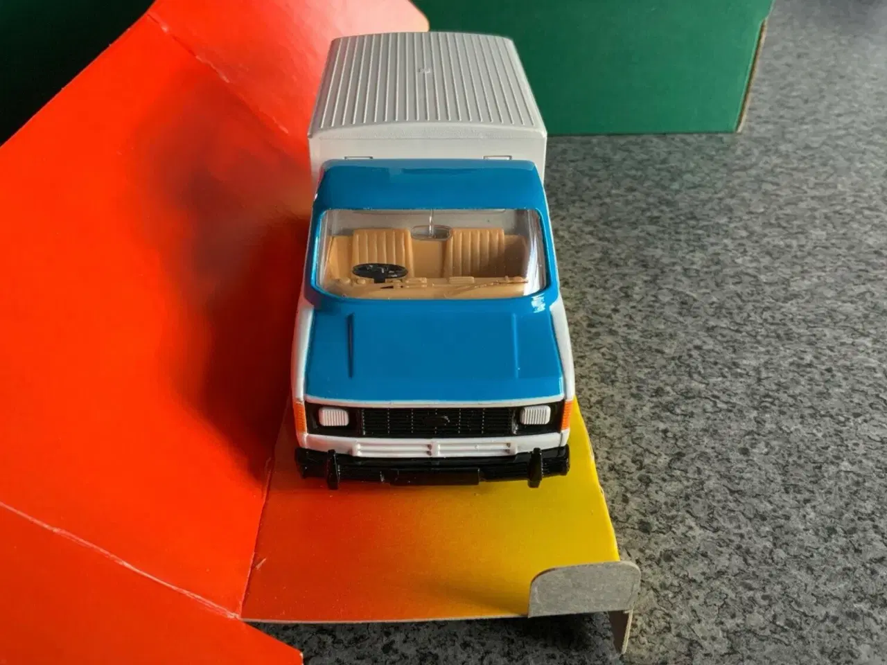 Billede 4 - Corgi Toys No. 405 Ford Transit