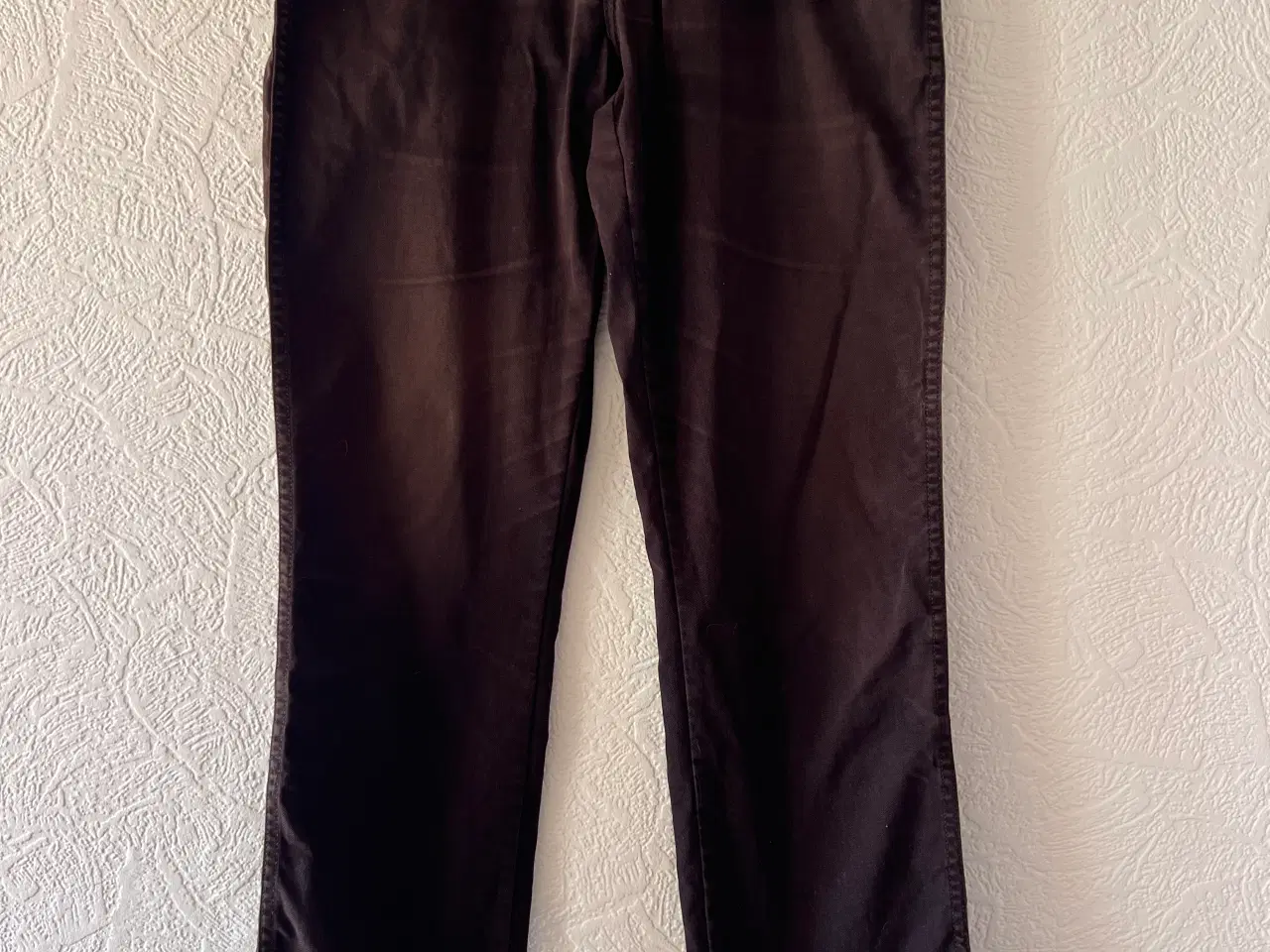 Billede 1 - Brune Wrangler Jeans. Model Texas. (W34/L34)
