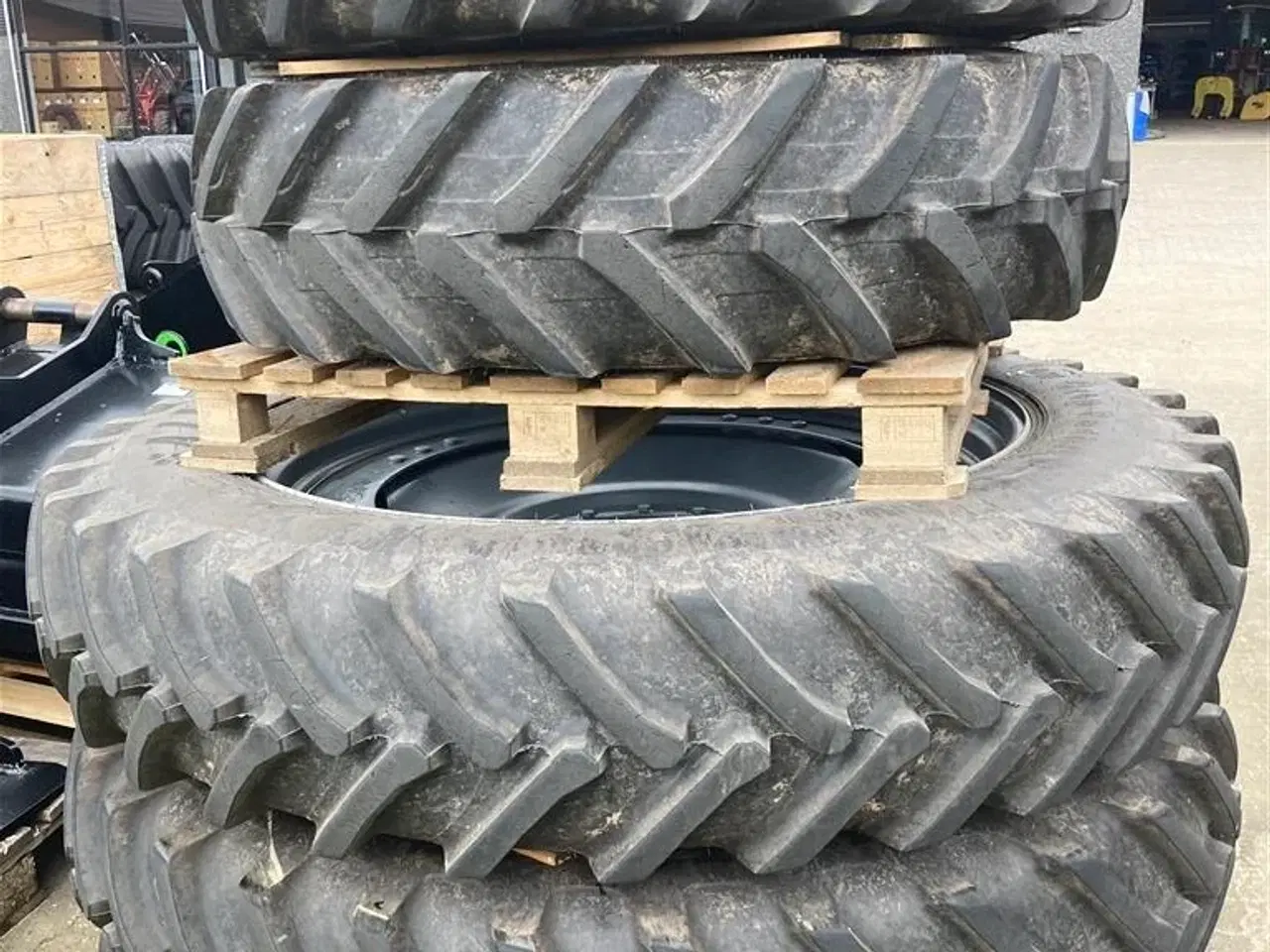 Billede 24 - Alliance 380/90-50 + 380/85-34 Fælge med løs ring til forskellige traktor modeller