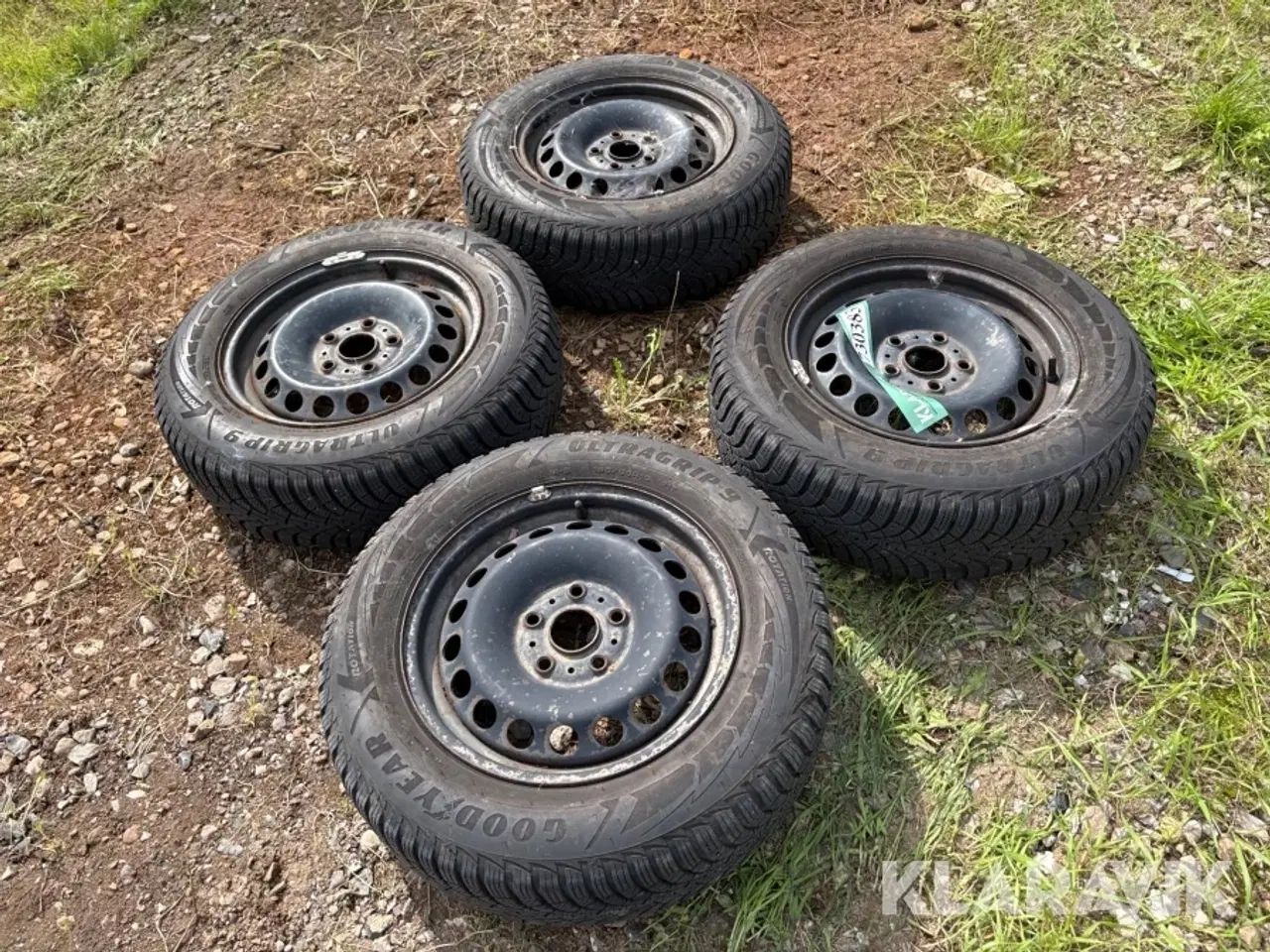Billede 3 - Dæk med stålfælge Goodyear Ultragrip