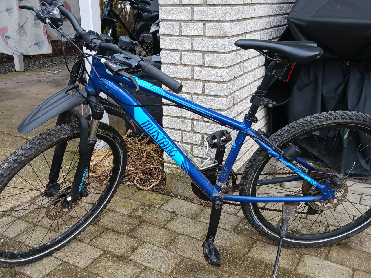 Billede 3 - Blå Mustang cykel
