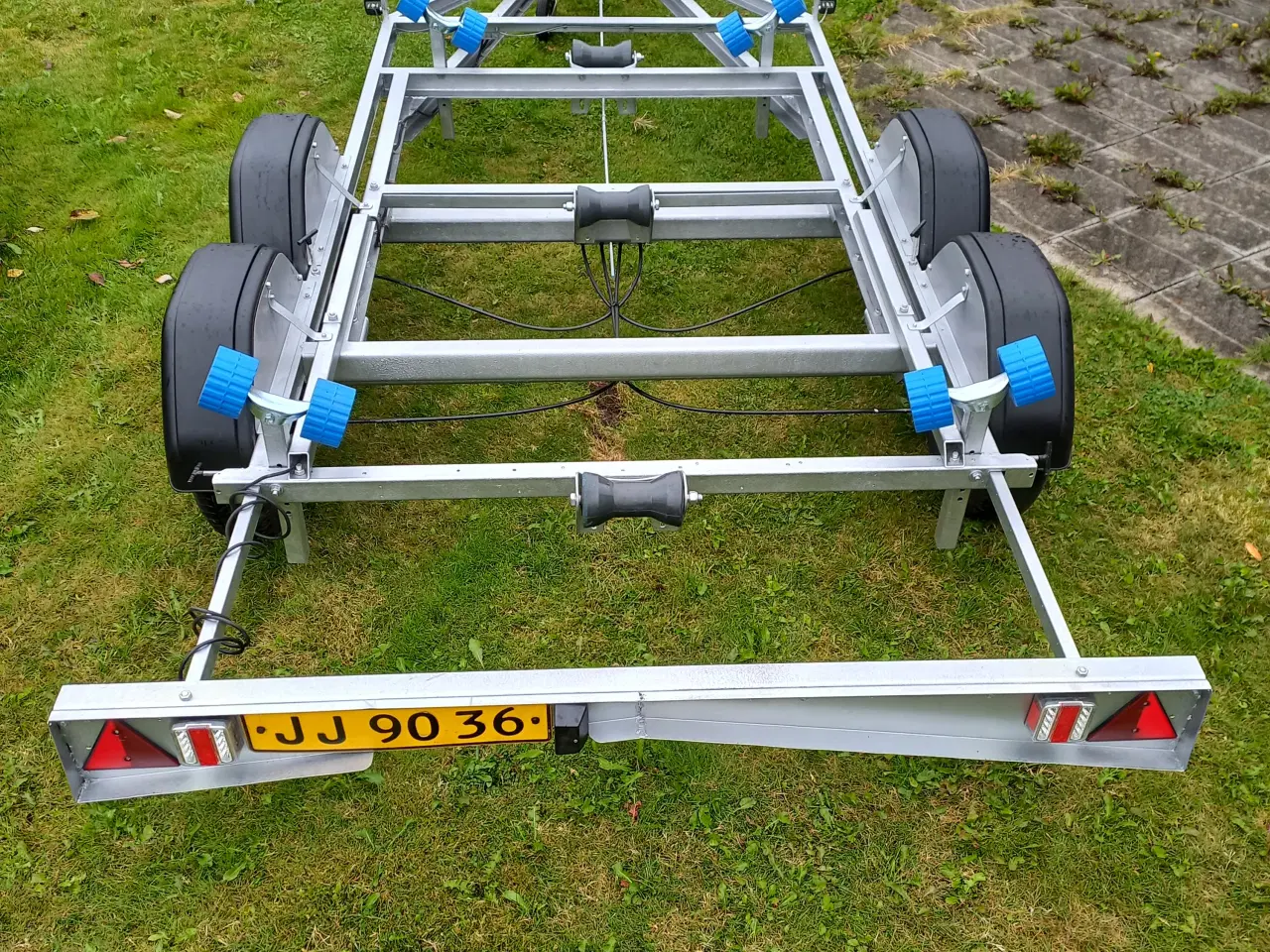 Billede 4 - Bådtrailer 1500 kg. nysynet med plader