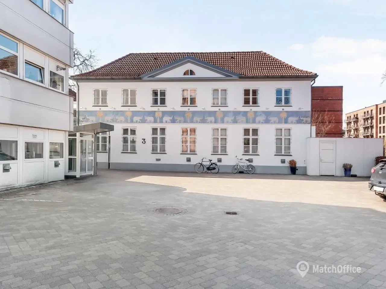 Billede 2 - Klassisk ejendom m. fælles tagterrasse og parkering