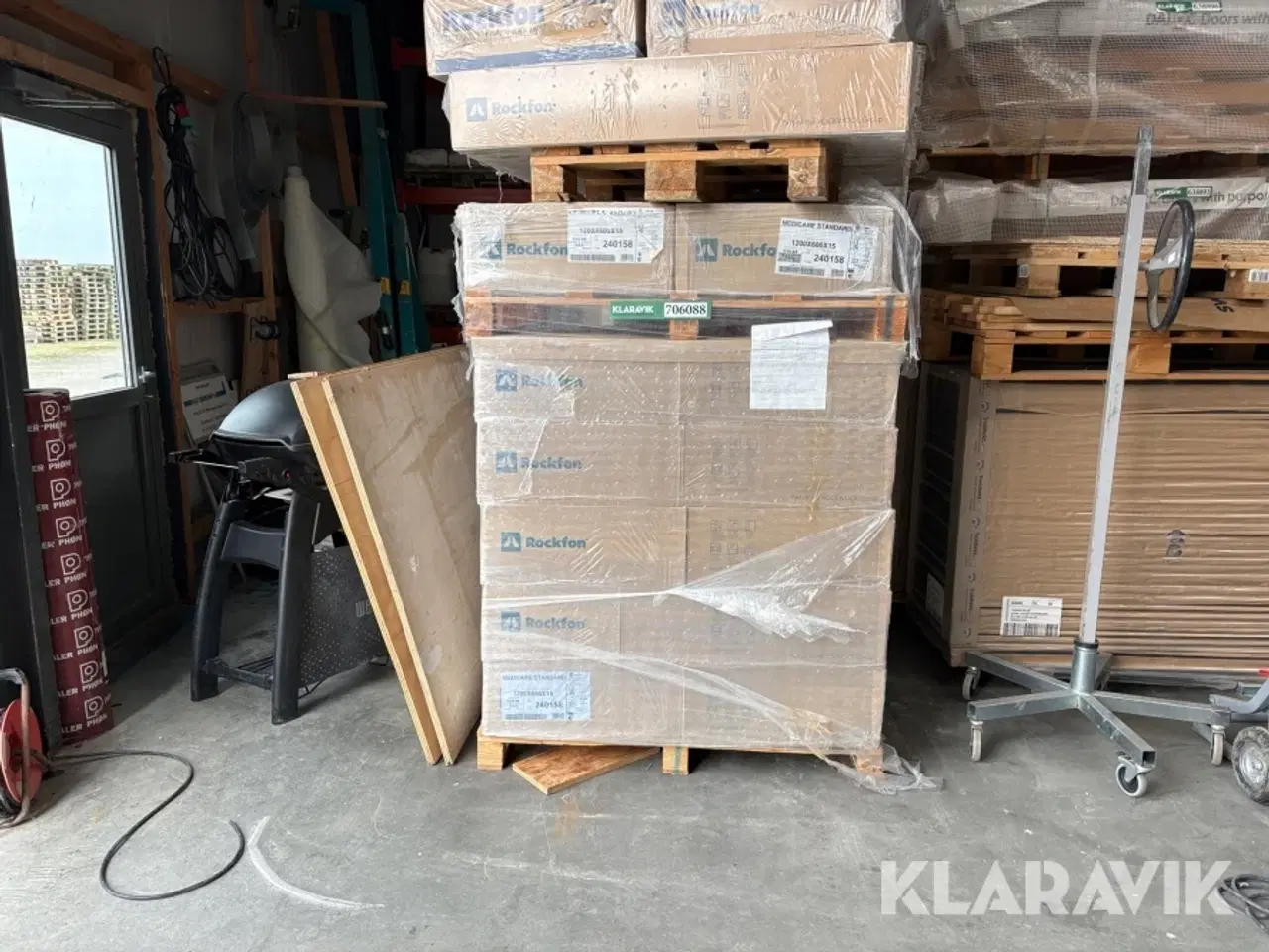 Billede 3 - Akustiske loftplader Rockfon Medicare standard - 7 kasser af 16 styk