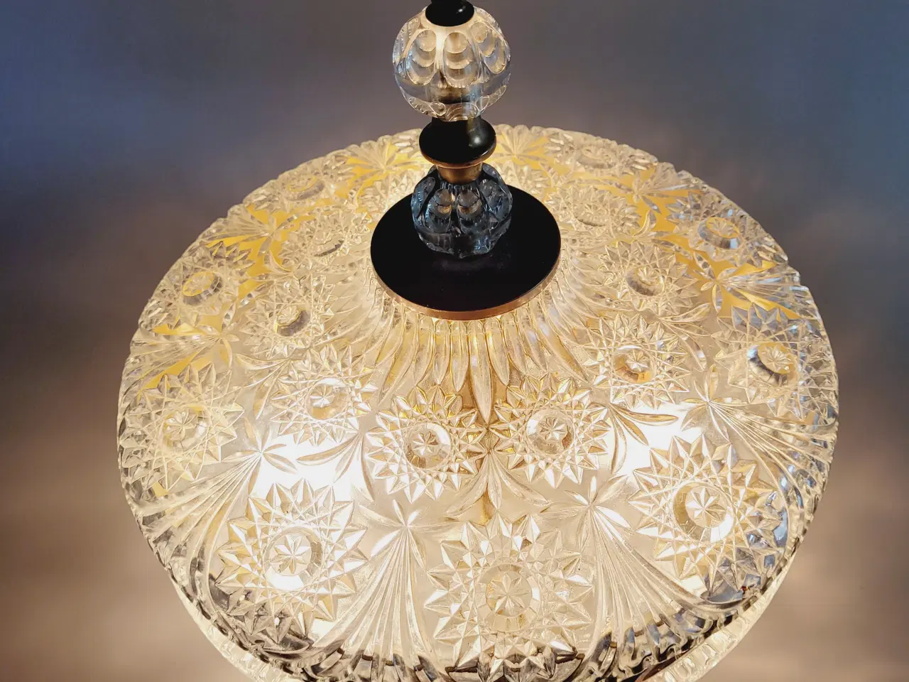 Billede 2 - ⭐️· Stor Vintage Loftslampe i Støbt Krystalglas
