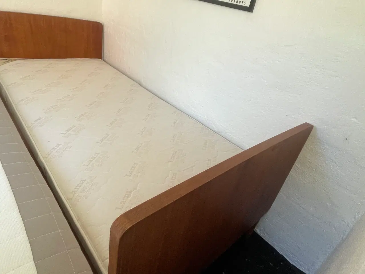 Billede 2 - Flot teak seng