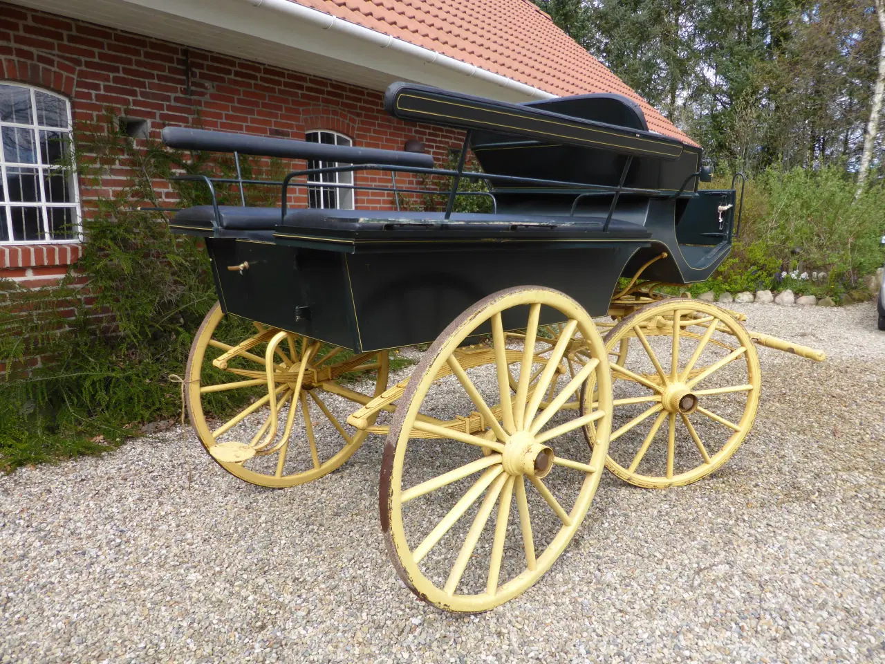 Billede 2 - Charabanc - total renoveret i meget fin stand