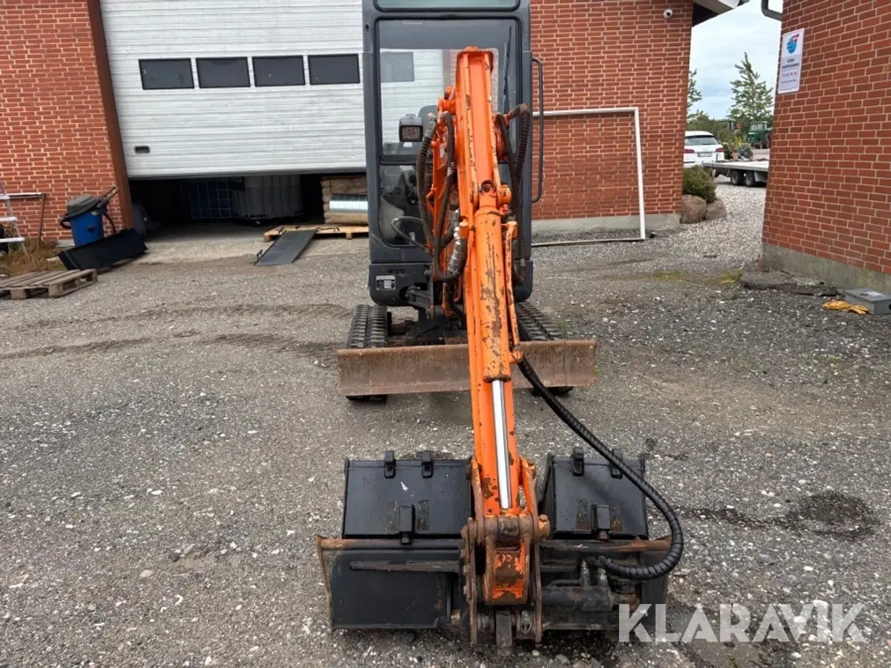Billede 8 - Gravemaskine Doosan Solar 018VT  med tilbehør