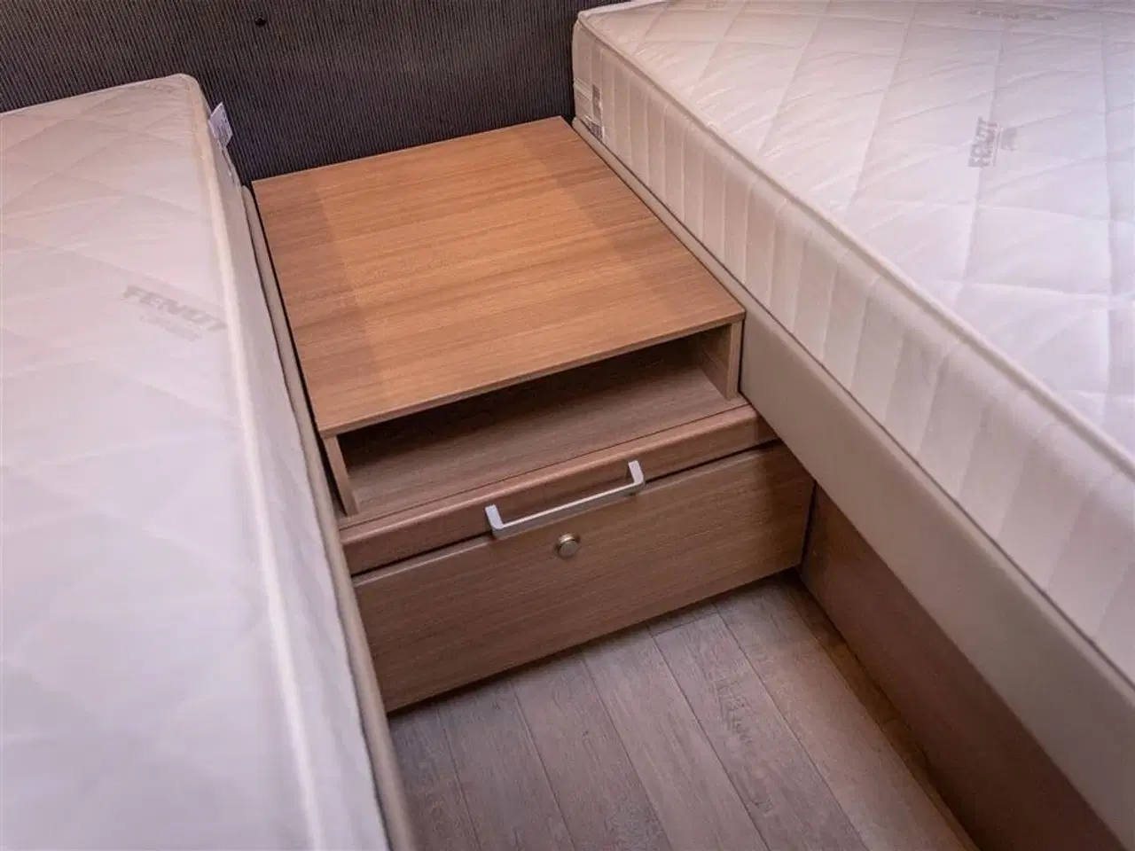 Billede 25 - 2016 - Fendt Bianco Selection 515 SG Rummelig kvalitetsvogn med enkeltsenge