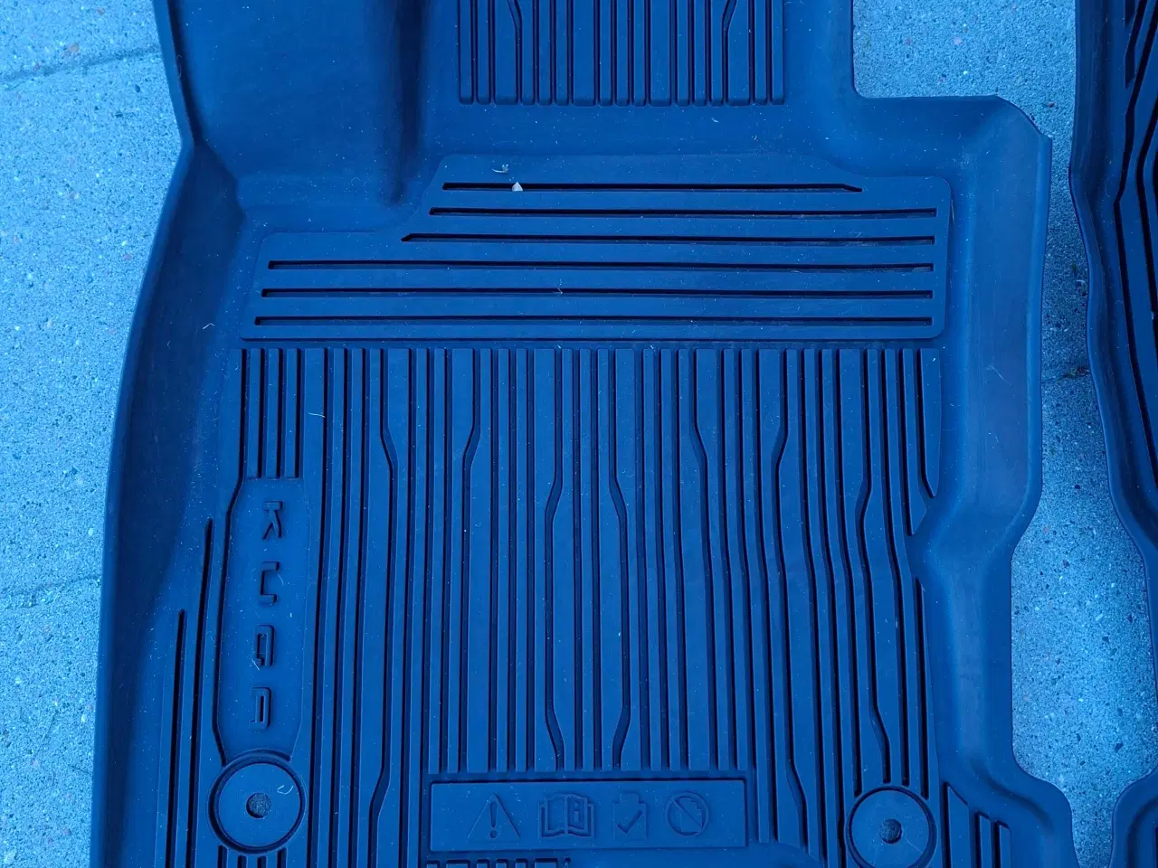 Billede 1 - Gummimåtter til Ford kuga