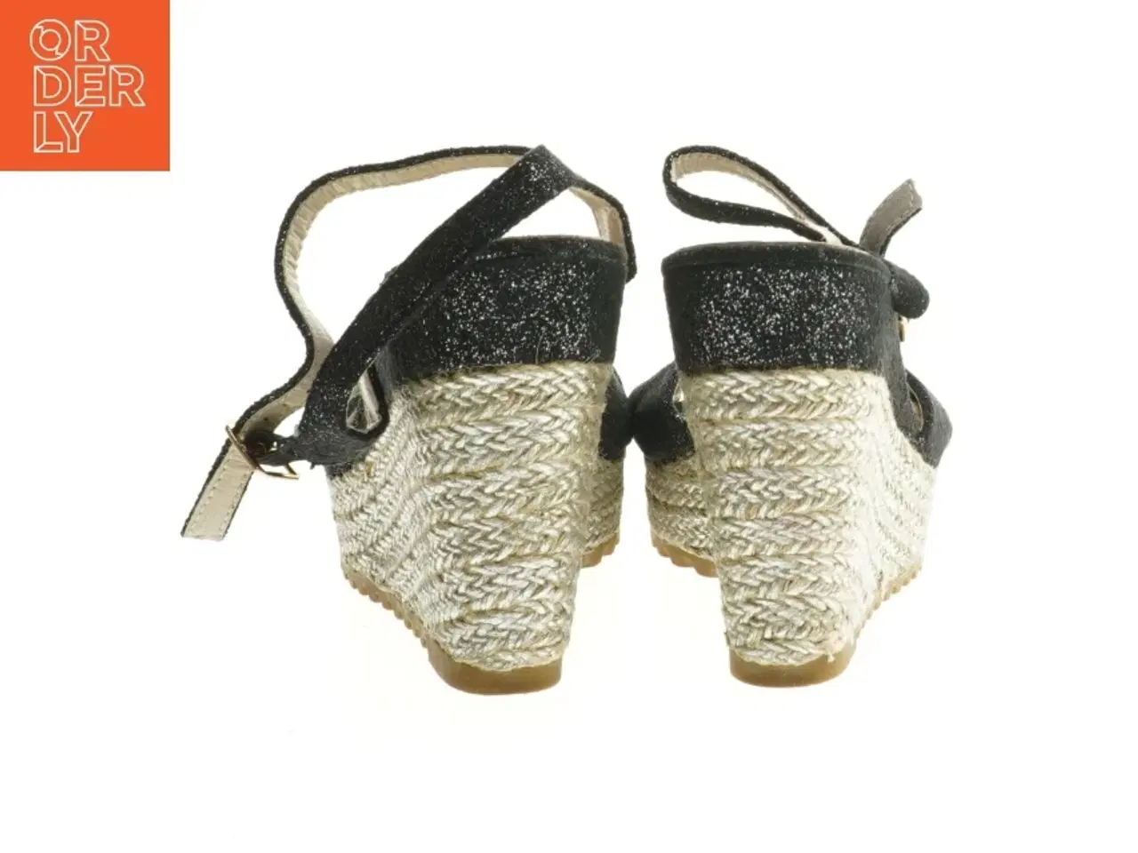 Billede 2 - Sorte kilehæl sandaler fra Forever Folie (str. 38 )