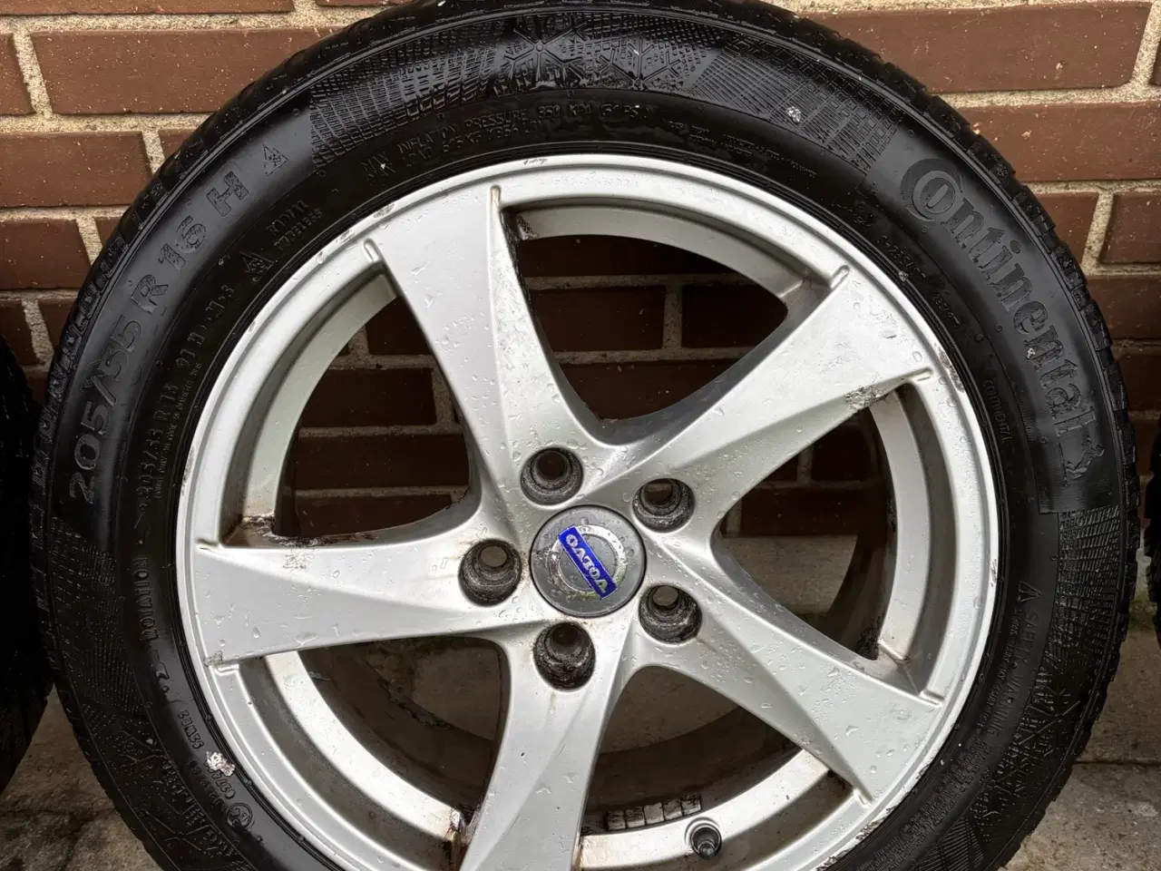 Billede 5 - Volvo alufælge med vinterdæk 5x108, ET50