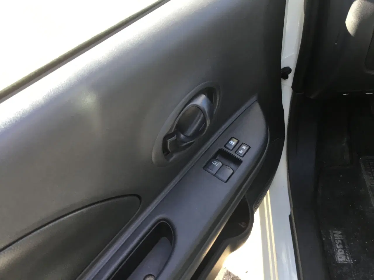 Billede 8 - Nissan micra 1,2 benzin sædevarme aircon 1.ejer mm