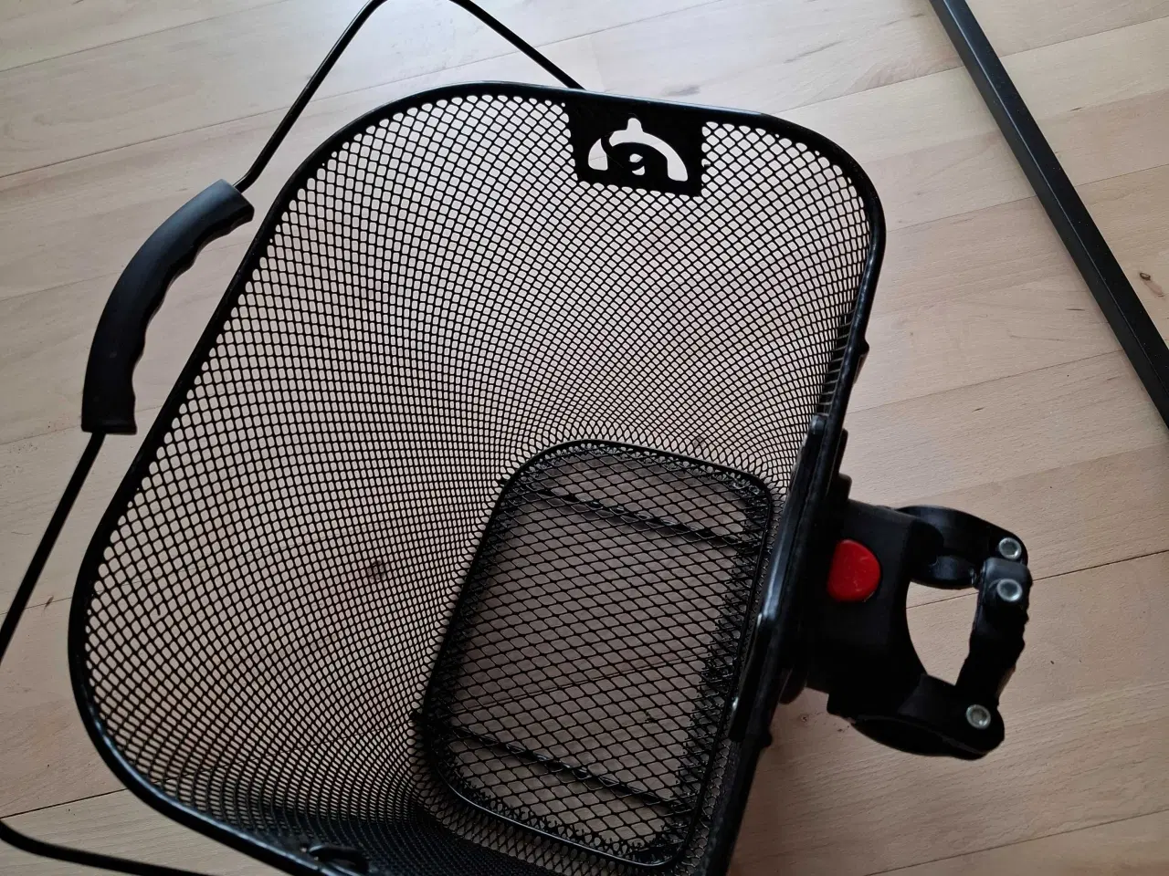 Billede 2 - Cykel kurv m Quick Release RESEVERET