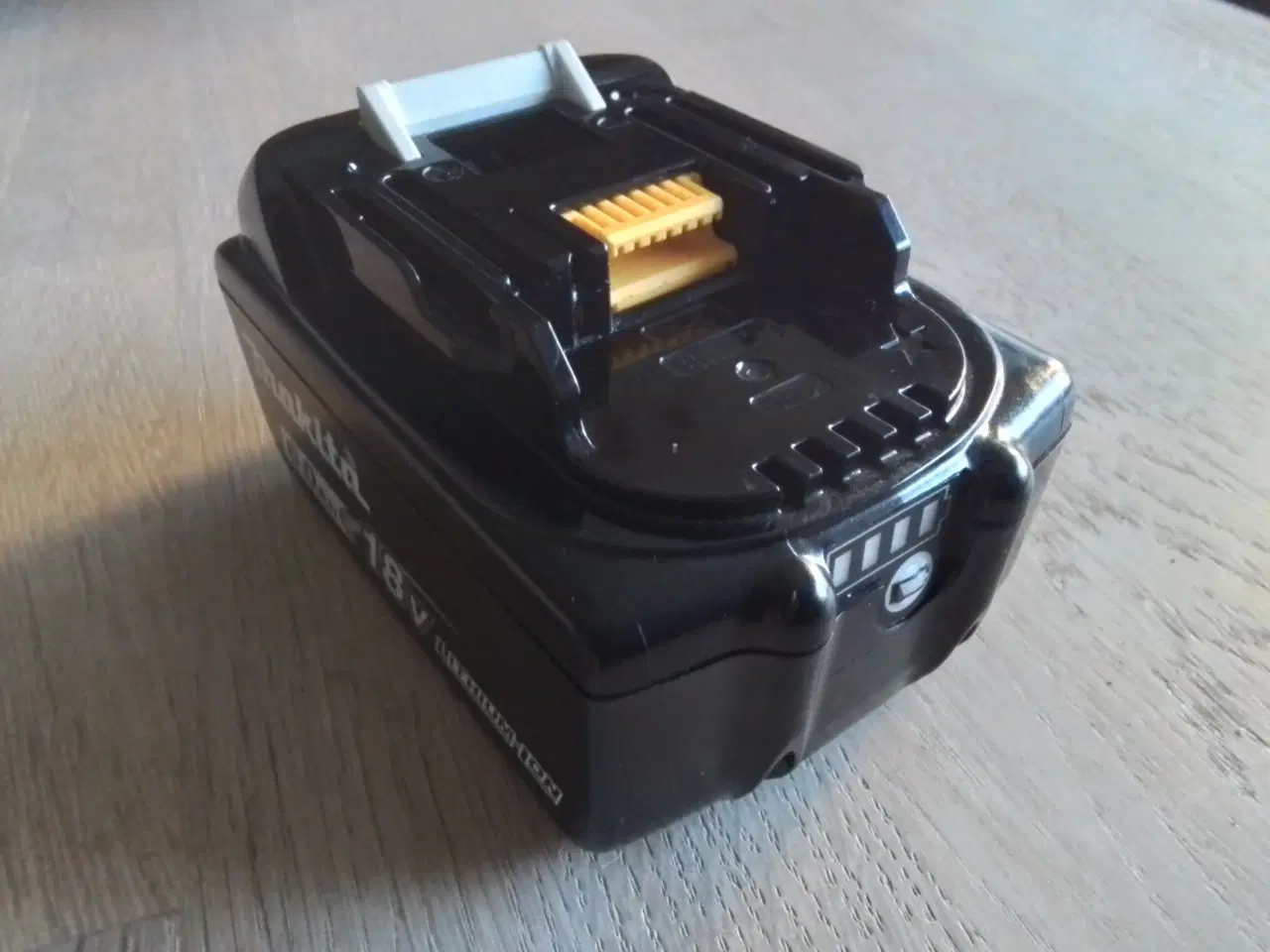Billede 6 - Makita Græstrimmer 6Ah Batteri og Hurtiglader