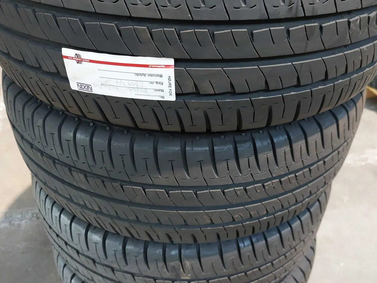Billede 1 - Michelin agilis sommerdæk 235/65 R16 113 R