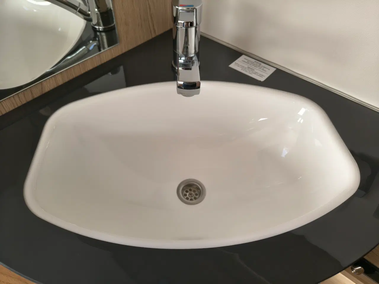 Billede 15 - Bürstner Averso 570TK køjevogn med meget gulvplads