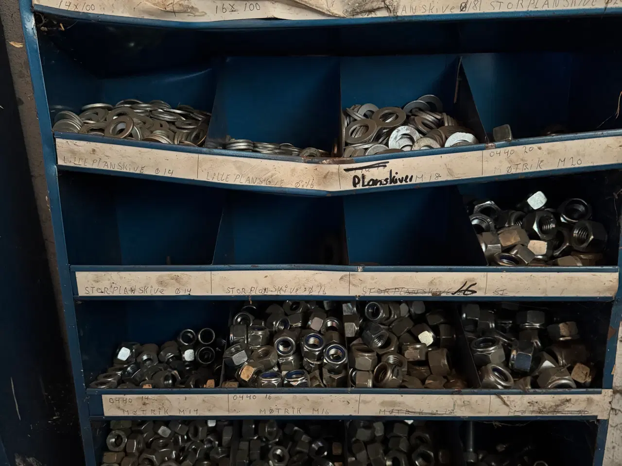 Billede 2 - Bolte/møtrikker