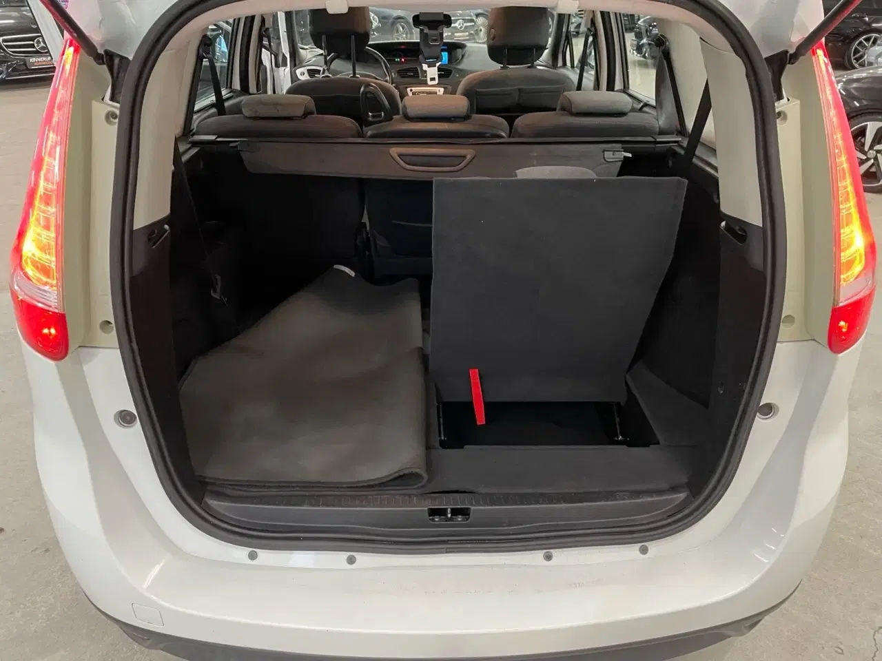 Billede 9 - Renault Grand Scénic 7 pers. 1,6 16V Expression 110HK 6g