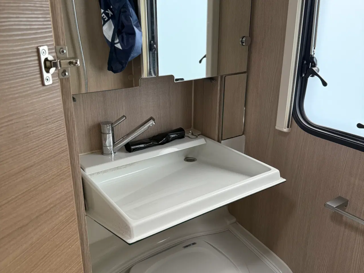 Billede 15 - Adria Adora 482Lu  Super flot stand 