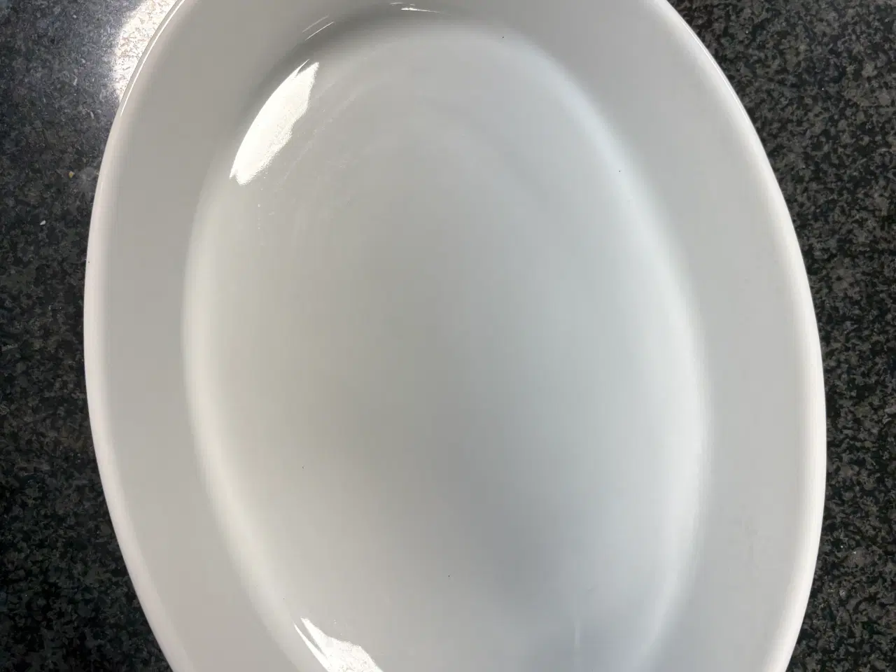 Billede 2 - Pillivuyt Solene Fad ovalt 31cm hvid/sand 