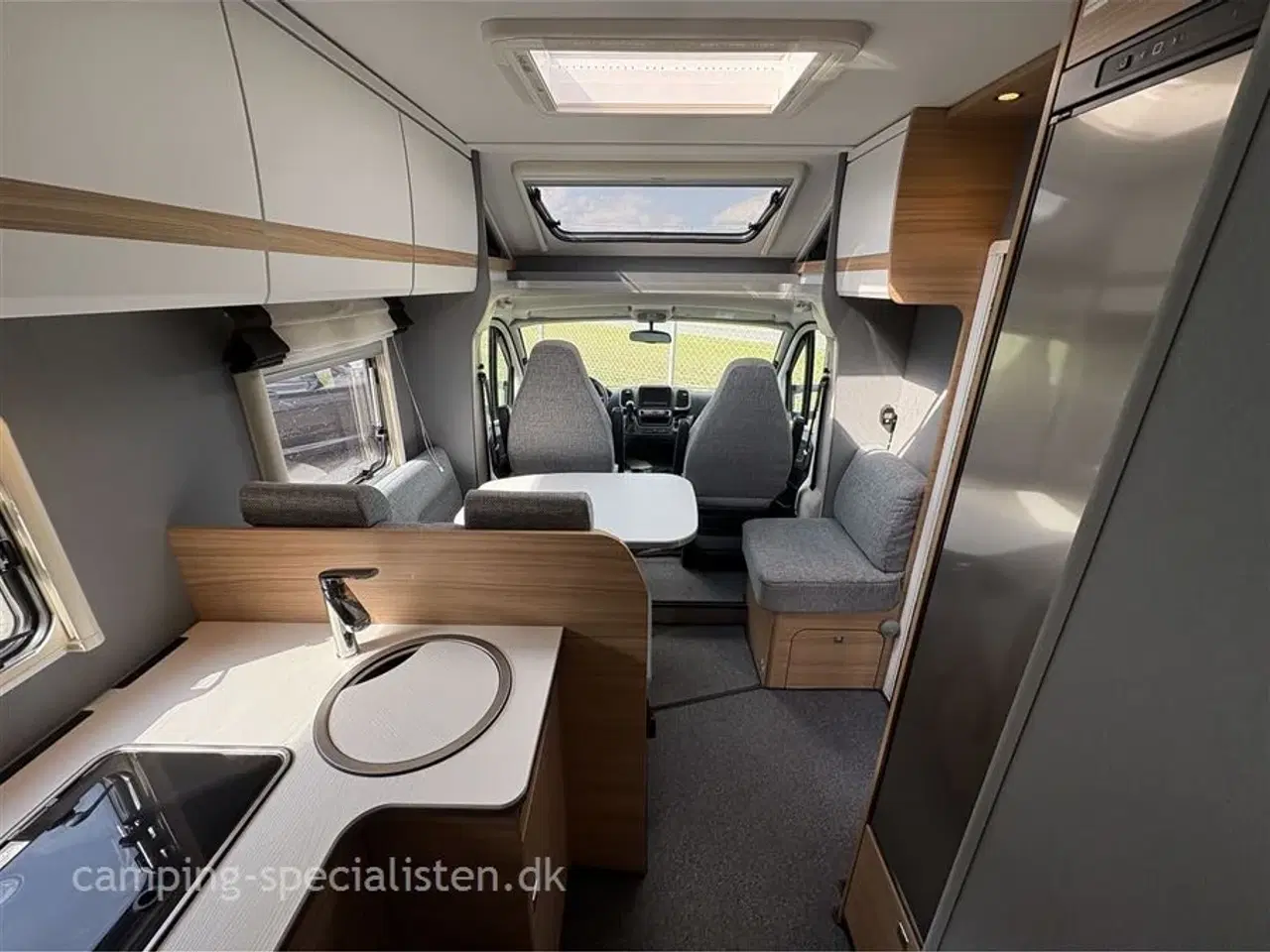 Billede 10 - 2022 - Dethleffs Just T 7052 EB - 90 Year   Dethleffs Just T 7052 EB - 90 Year 2022 - Se den nu hos Camping-Specialisten.dk