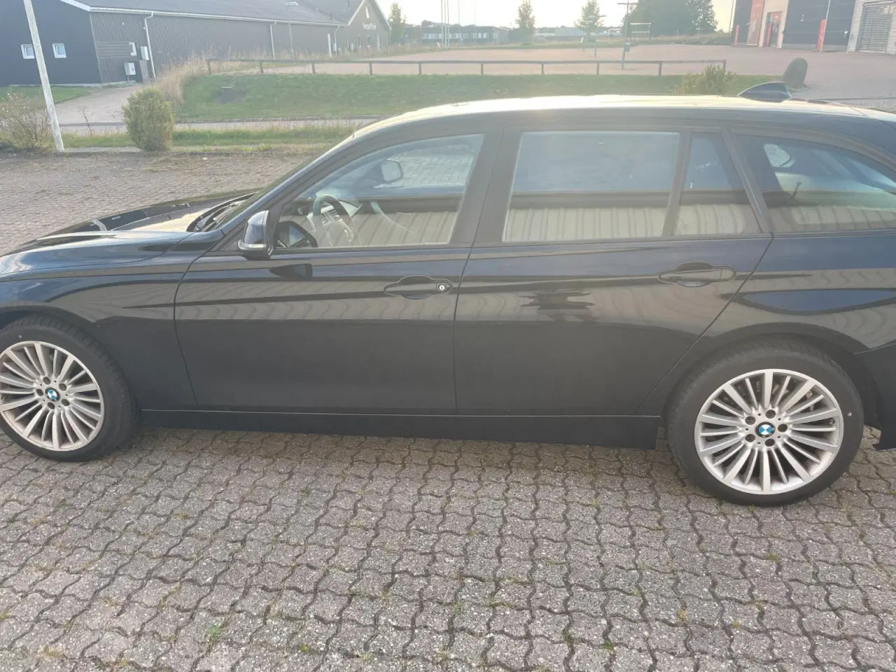 Billede 4 - BMW 320i 2,0 Touring aut.