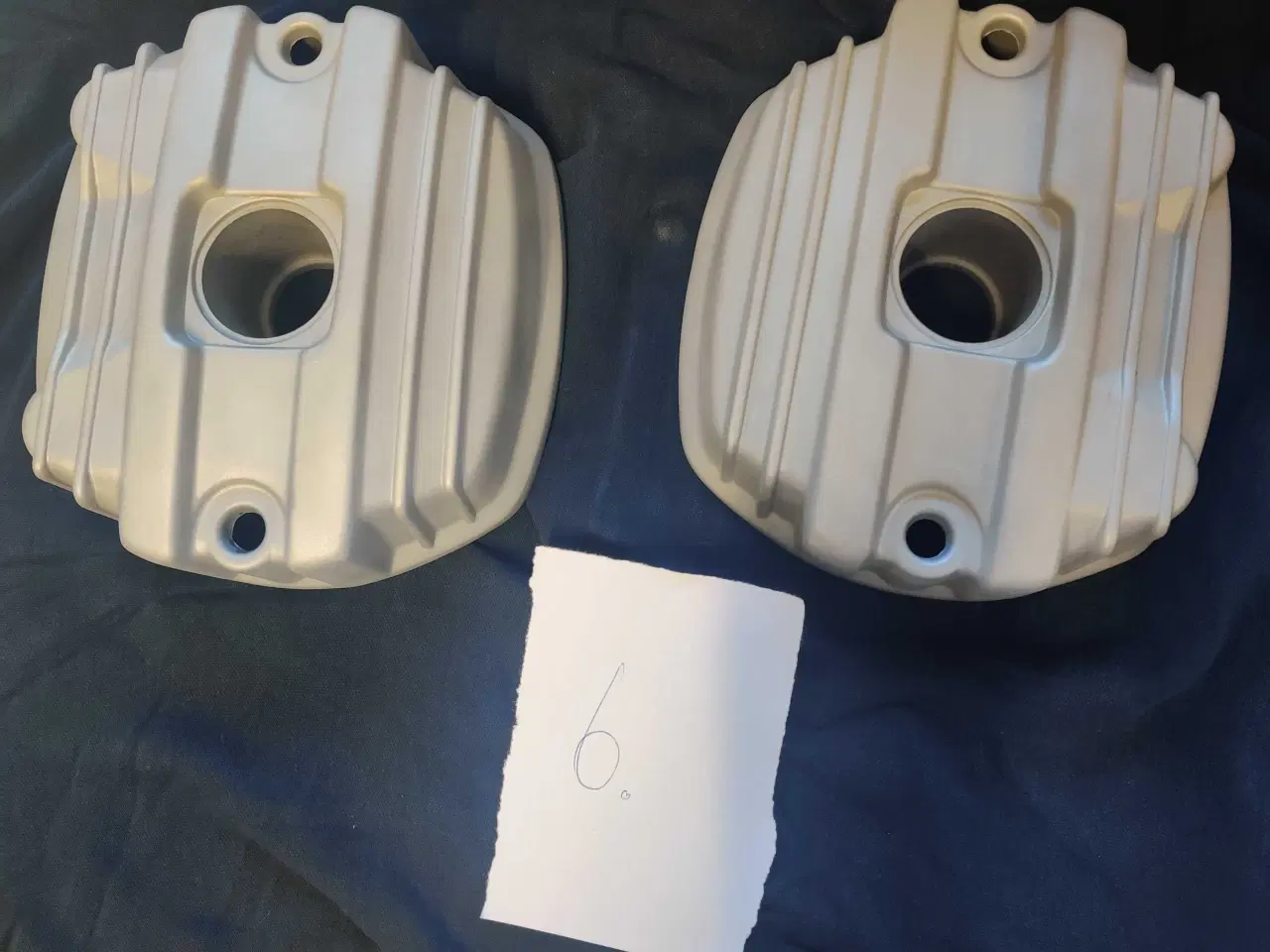 Billede 2 - Ventildæksler Honda CX