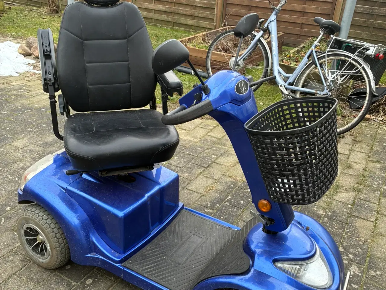 Billede 1 - 4 hjulet scooter Lindebjerg: