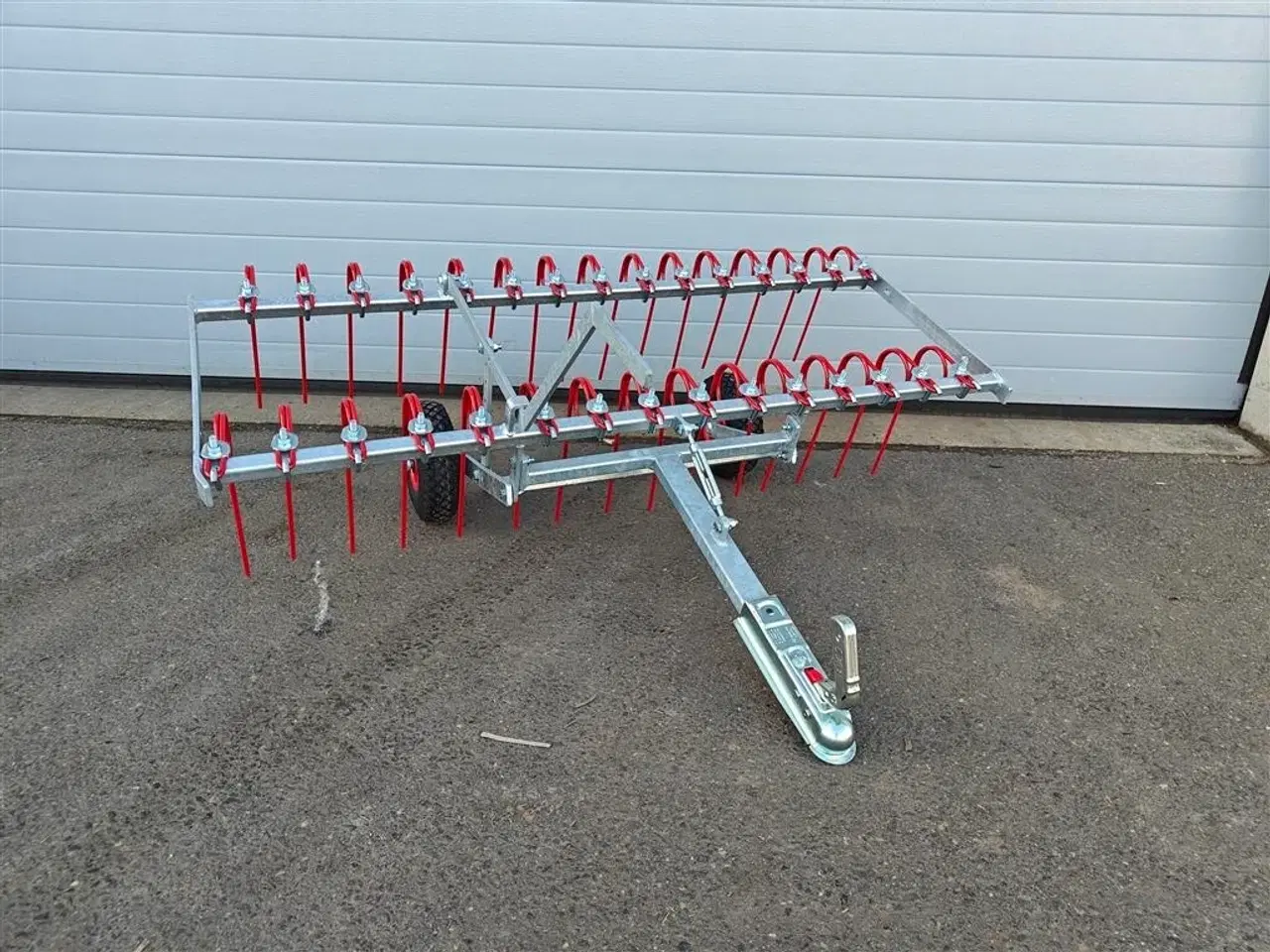 Billede 2 - Anker Bjerre Riven Gårdspladsharve 150cm Inkl. Kugletræk