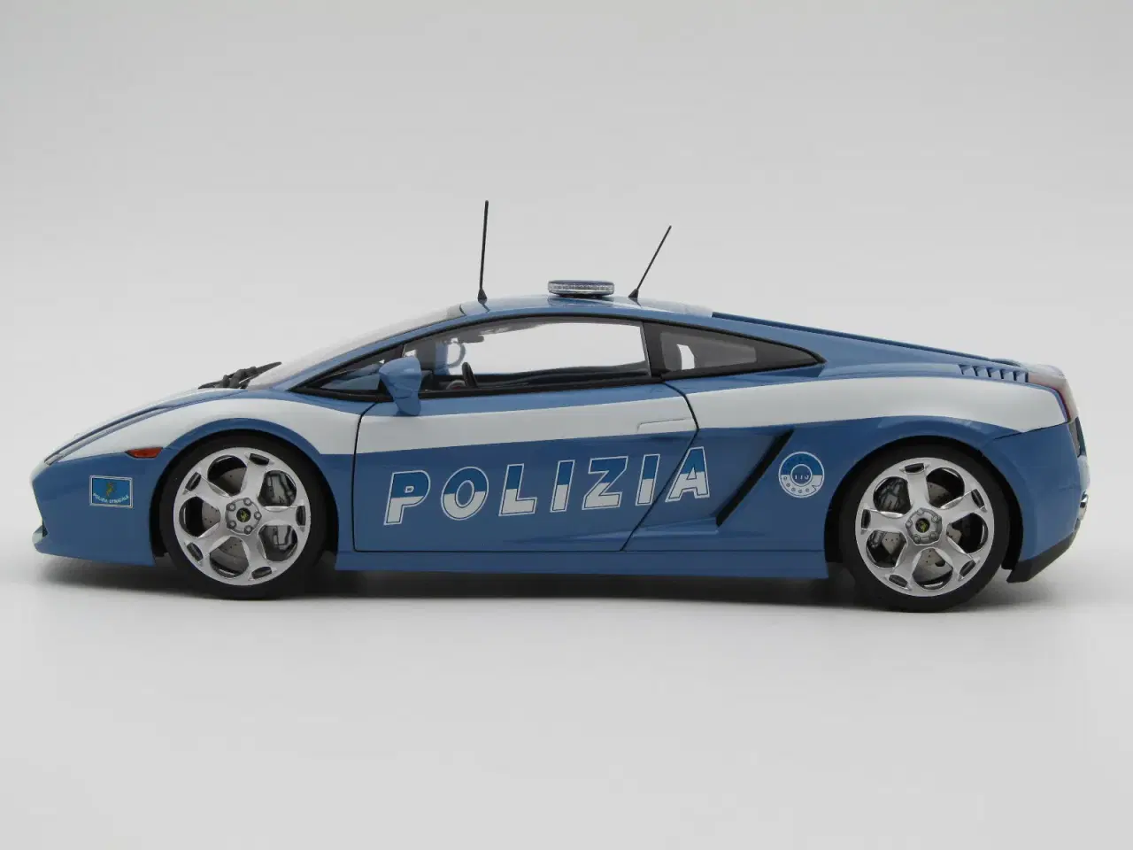 Billede 4 - Lamborghini Gallardo Polizia AUTOart - 1:18