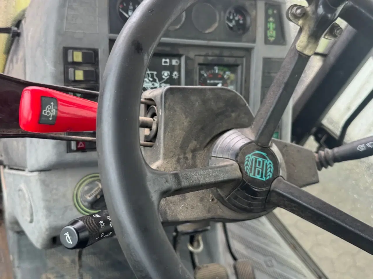 Billede 18 - Hürlimann XT 85 med Quicke 950
