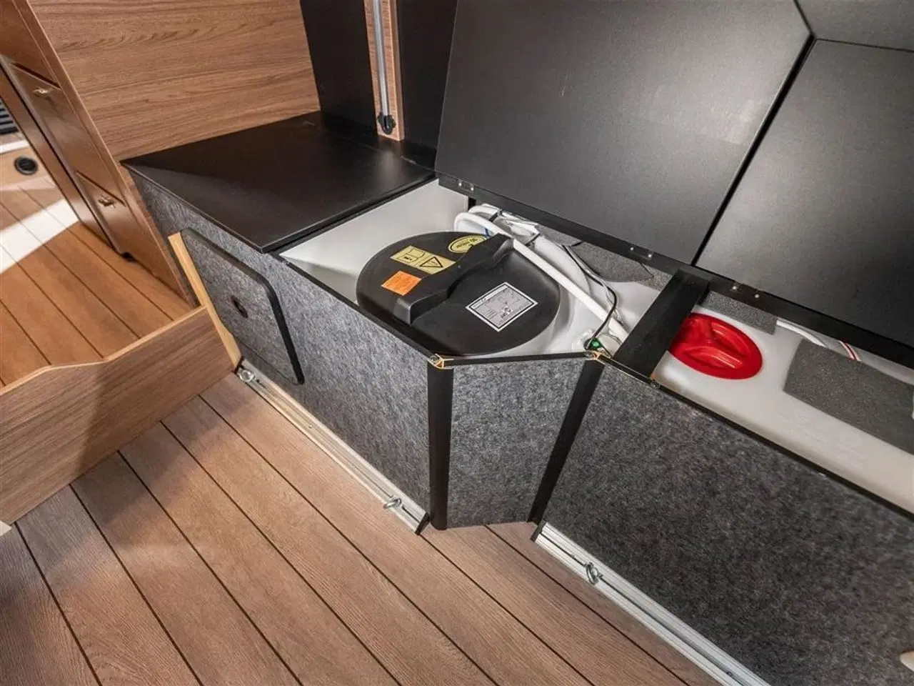 Billede 32 - 2026 - Knaus Boxlife 600 ME Platinum Selection   van under 6 meter med langsgående seng