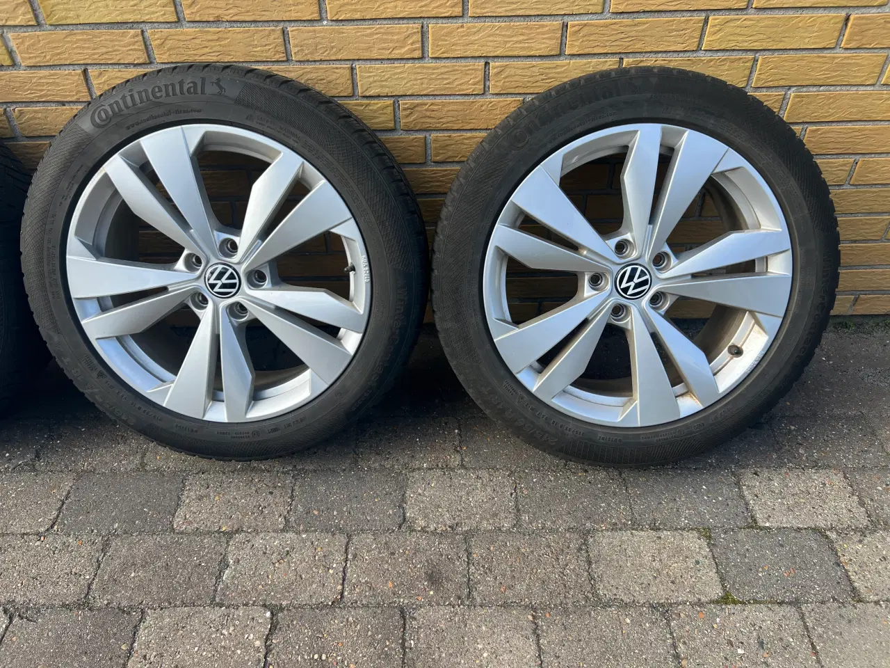 Billede 1 - 18" org. Vw ID.3 Vinterhjul