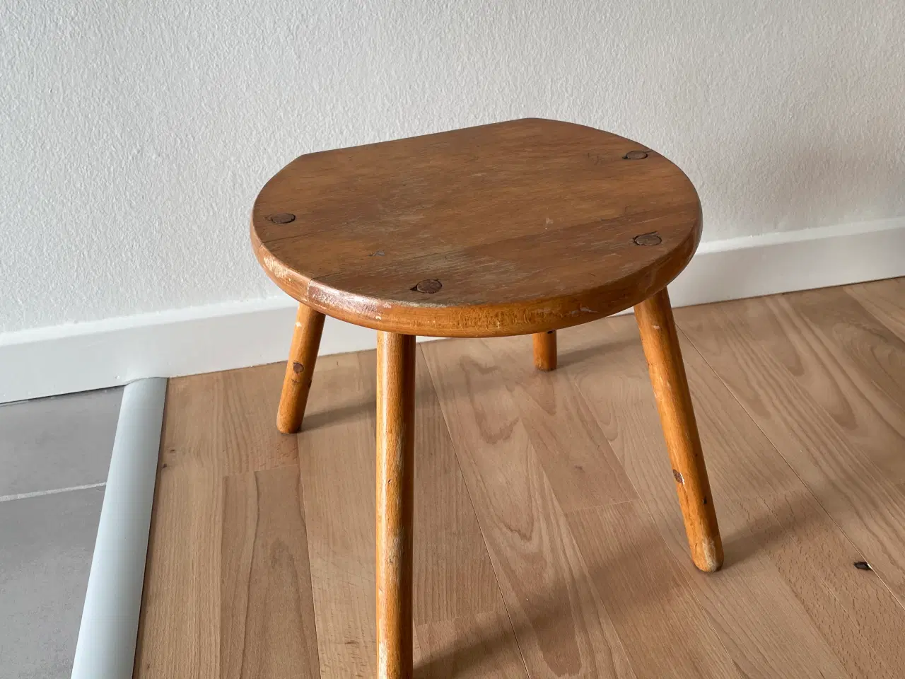 Billede 1 - Skammel / Malkestol