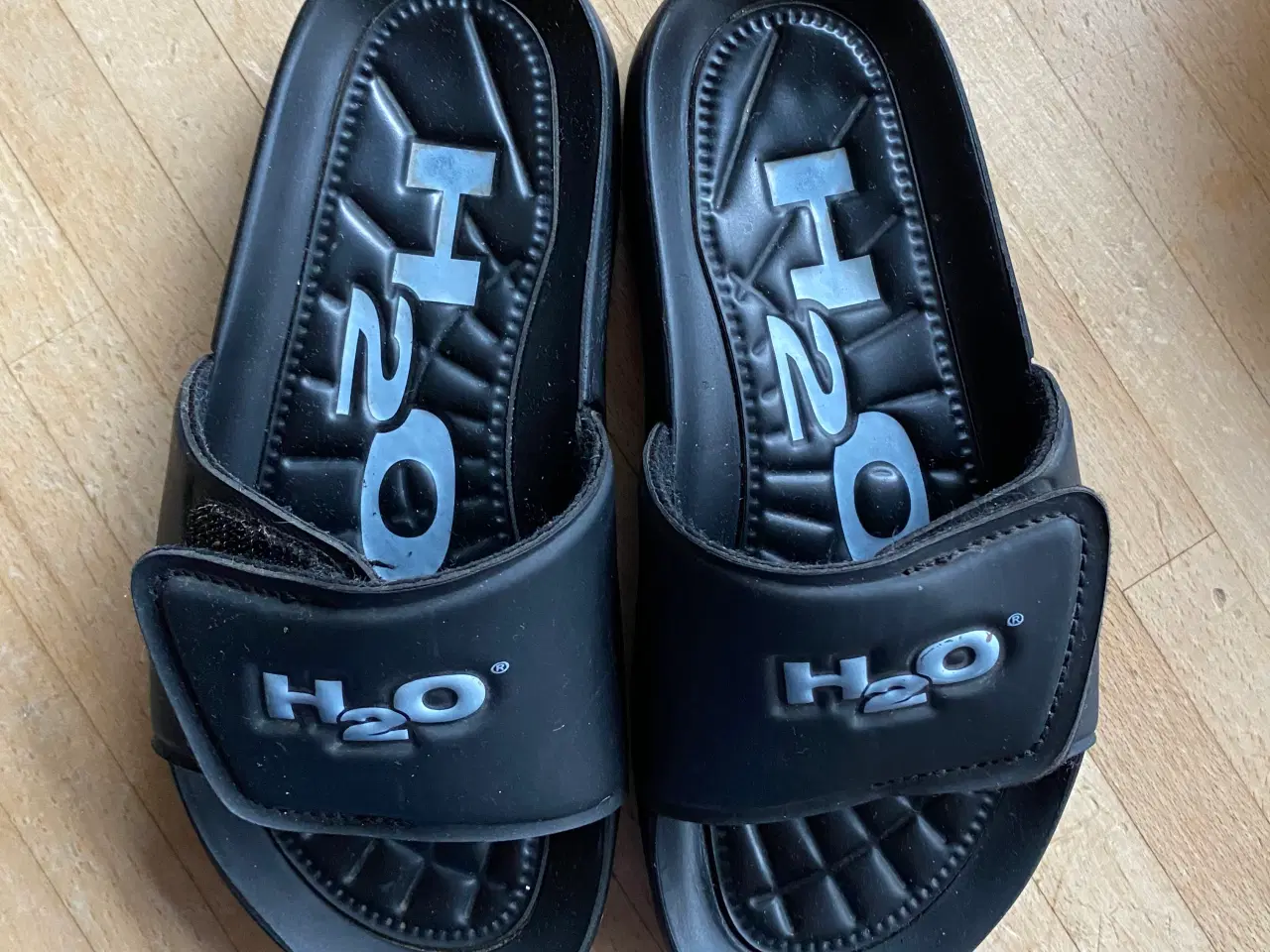 Billede 6 - Zigzag sandaler str. 34 gratis H2O sandal str. 32
