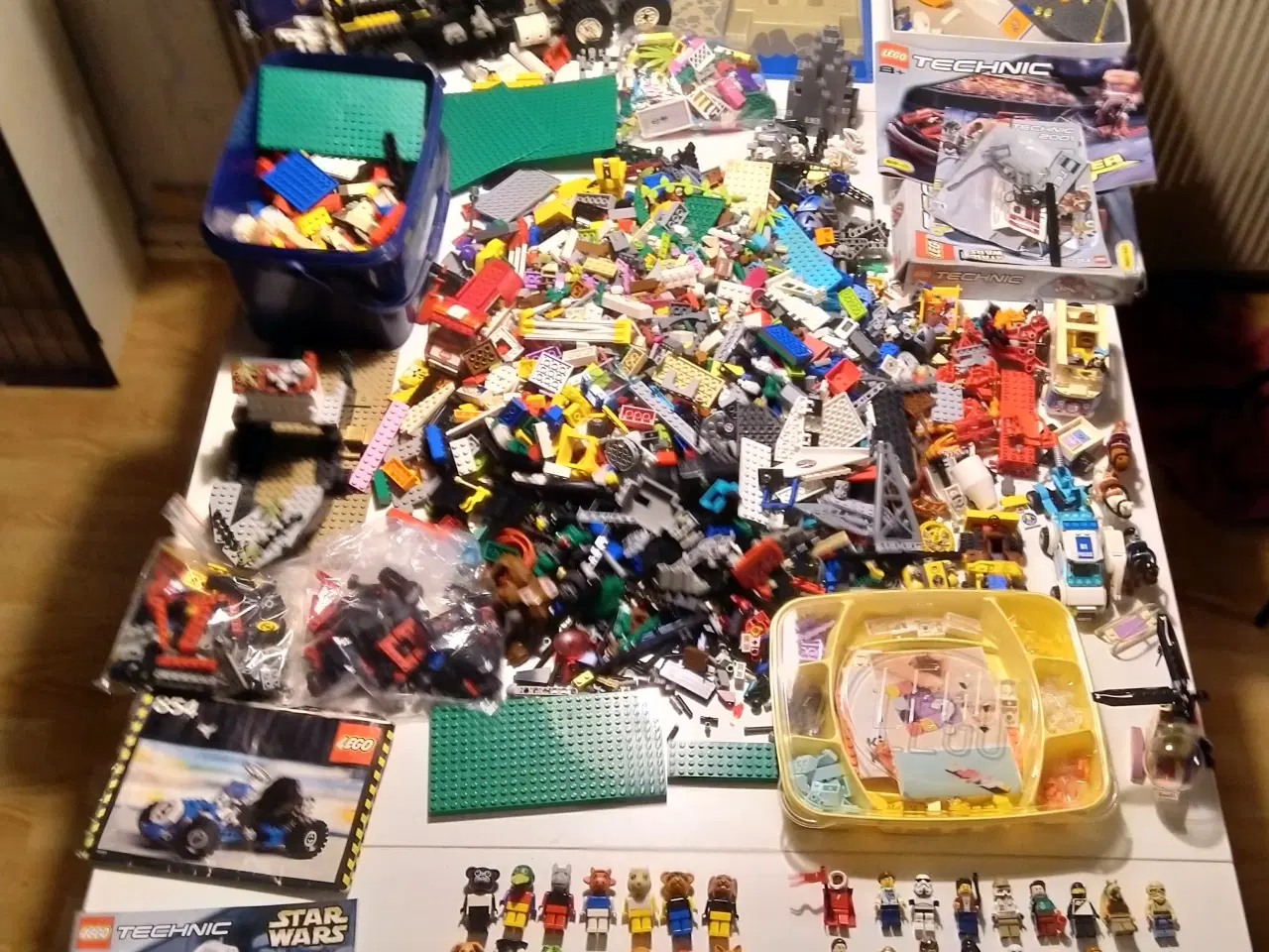 Billede 2 - Ældre Lego Technic - Masser af Lego