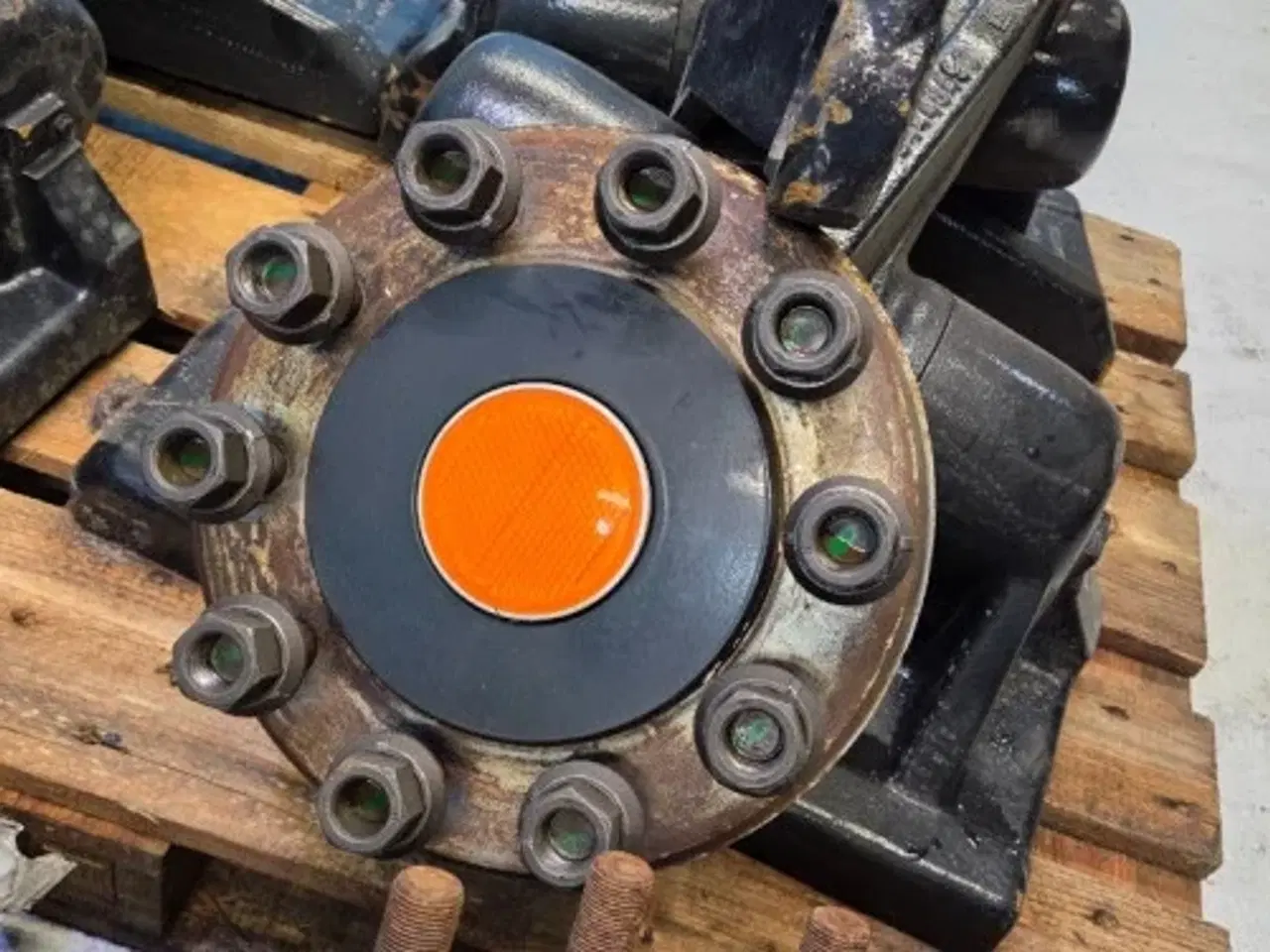 Billede 17 - New Holland CR10.90 Spindel L.  84446945 (8 Stk)