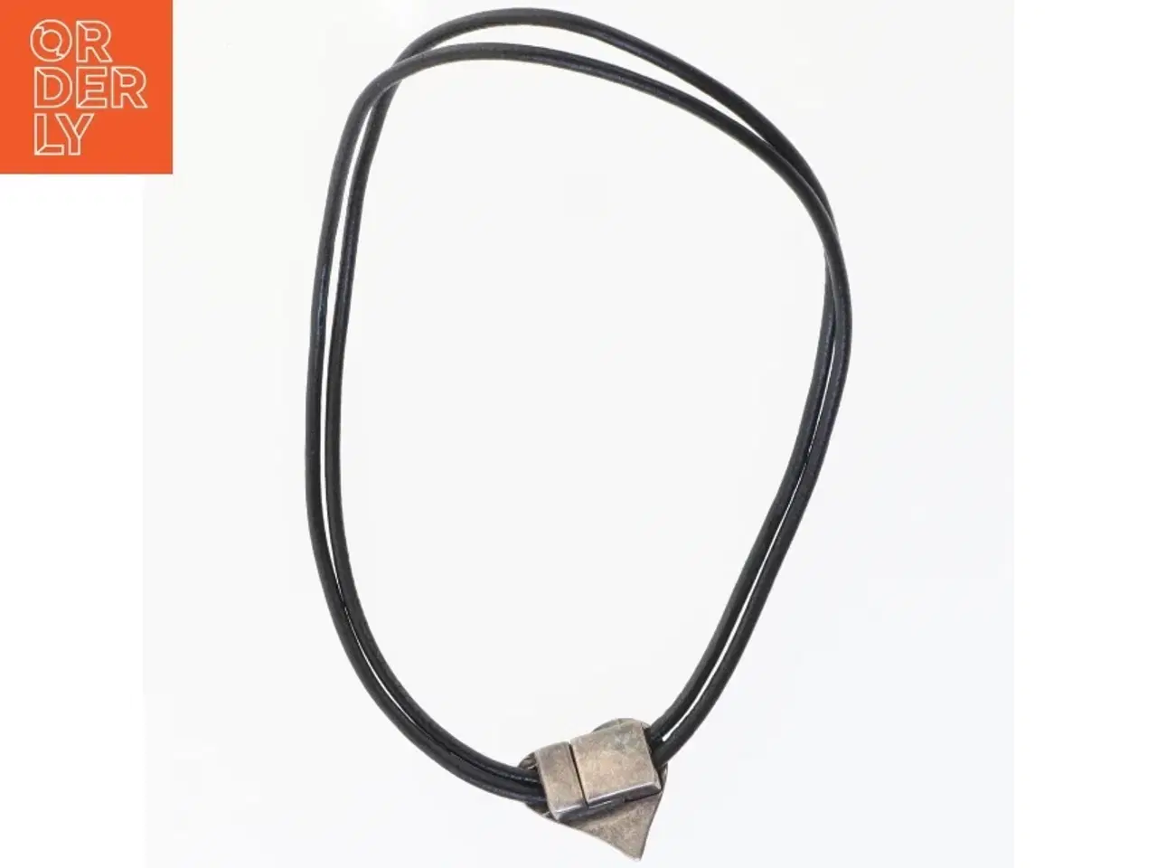Billede 3 - Læderhalskæde med hjertevedhæng (str. 42,5 cm)