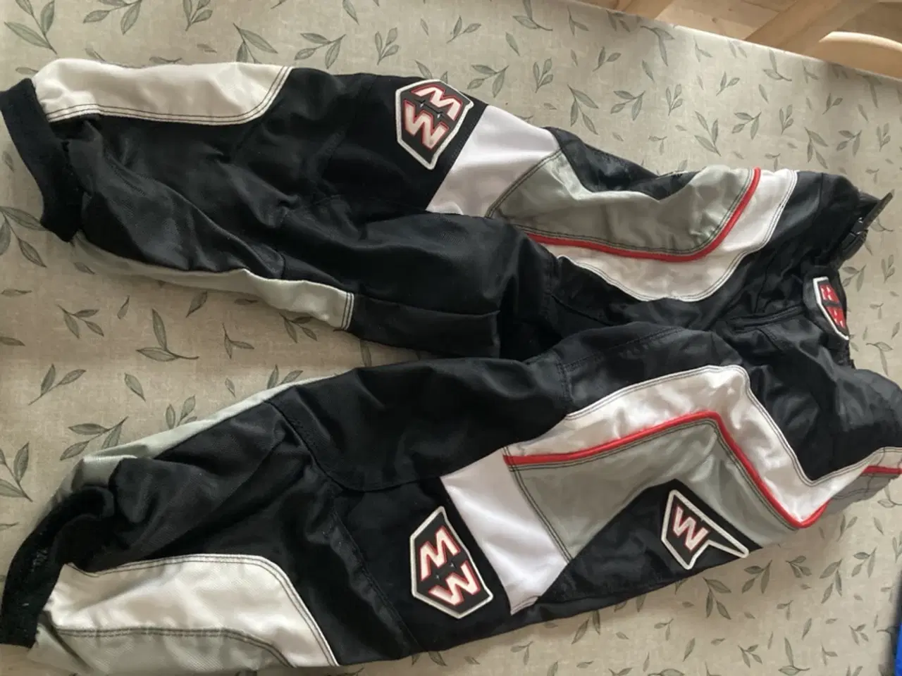 Billede 1 - Motocross sæt/ støvler. Barn 