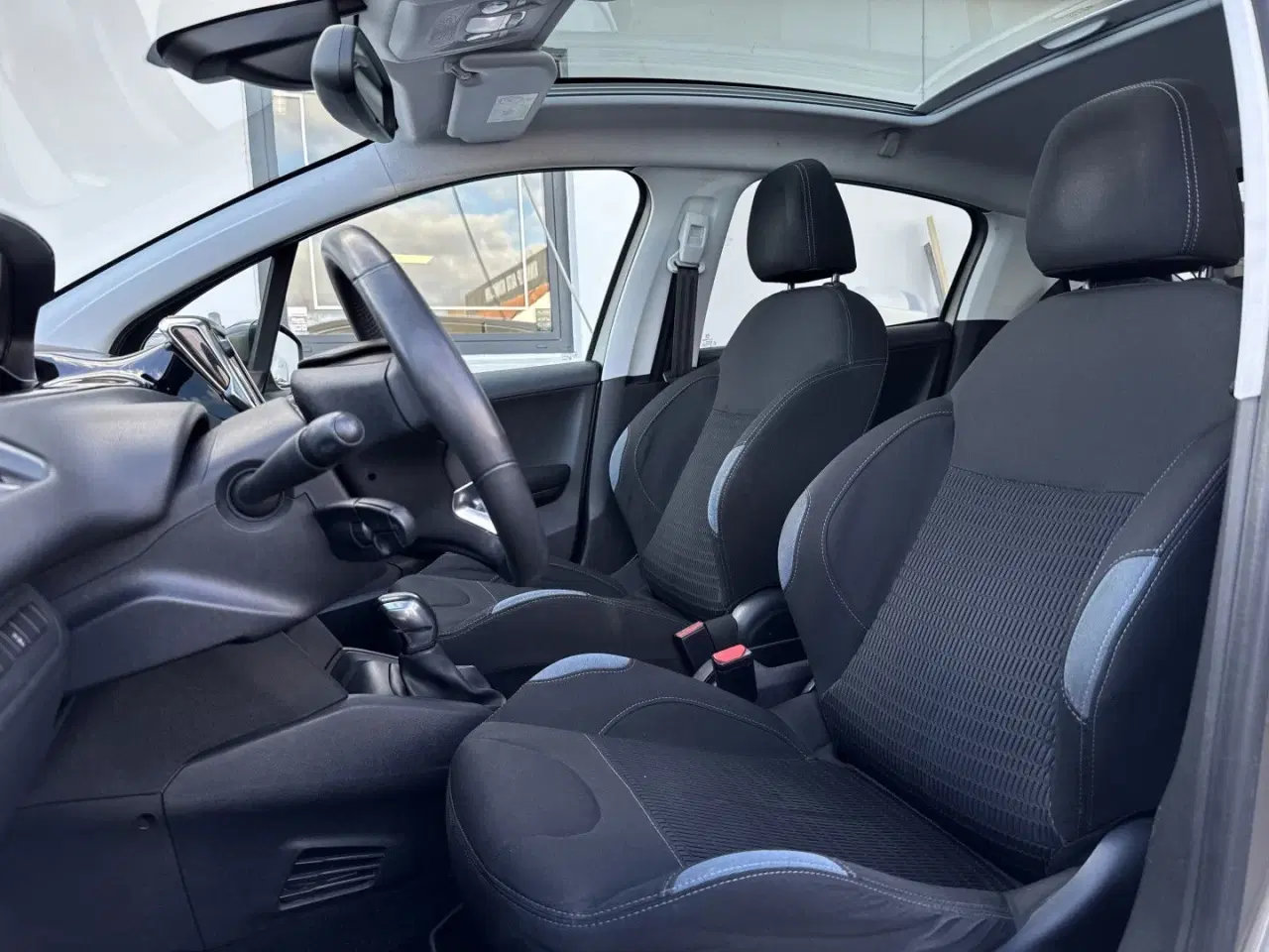 Billede 5 - Peugeot 208 1,2 VTi Supreme 82HK 5d