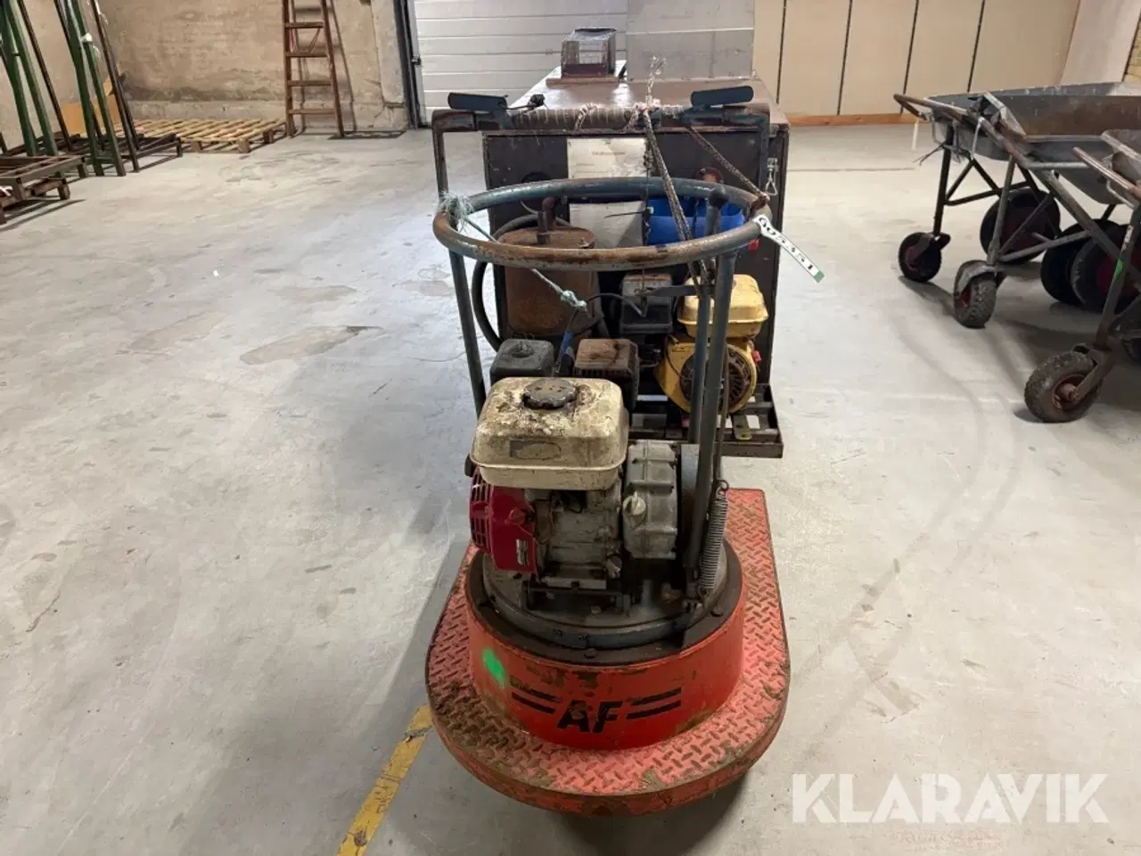 Billede 2 - Fodertruck A. Flensborg med dyrekasse