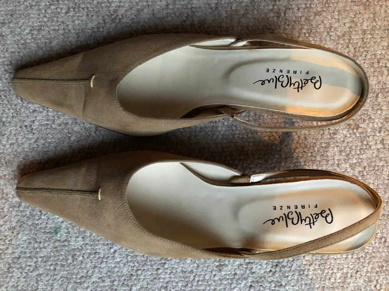 Billede 2 - Sling back sko med lille stilethæl, Bette Barclay